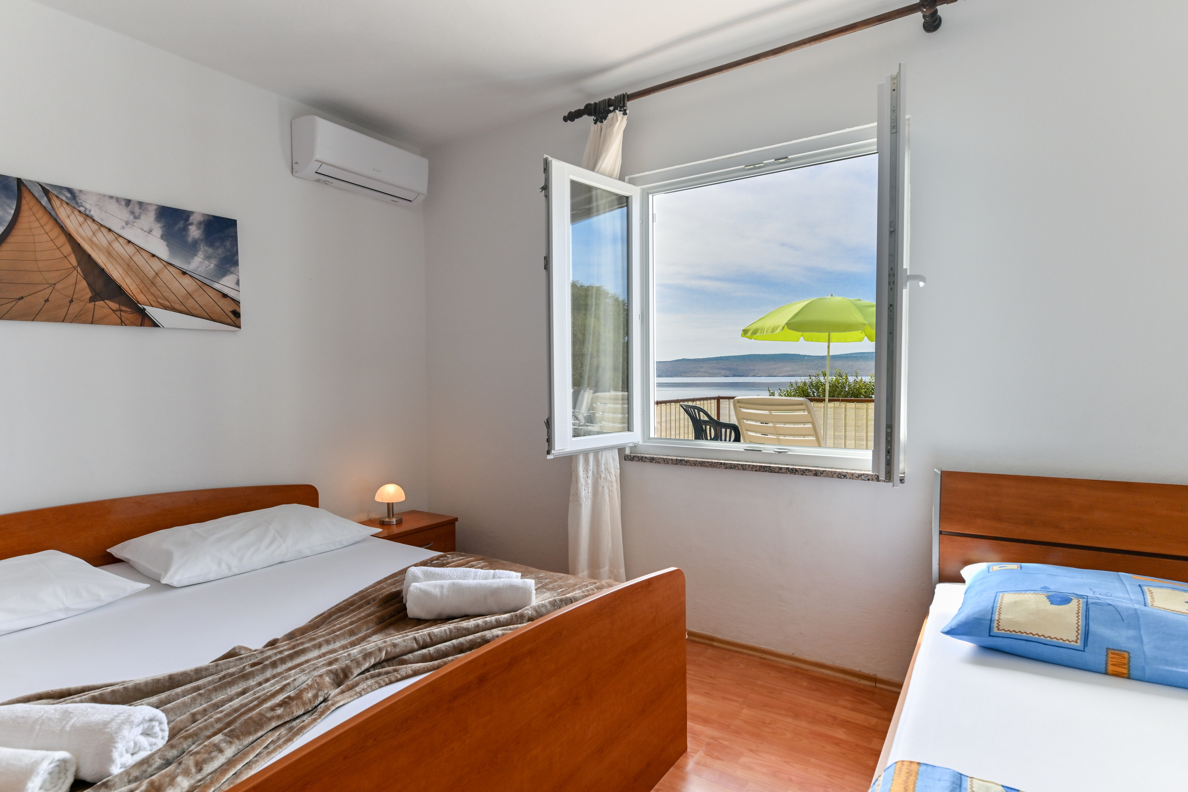 Two bedroom apartment near beach Seline, Paklenica  A-a