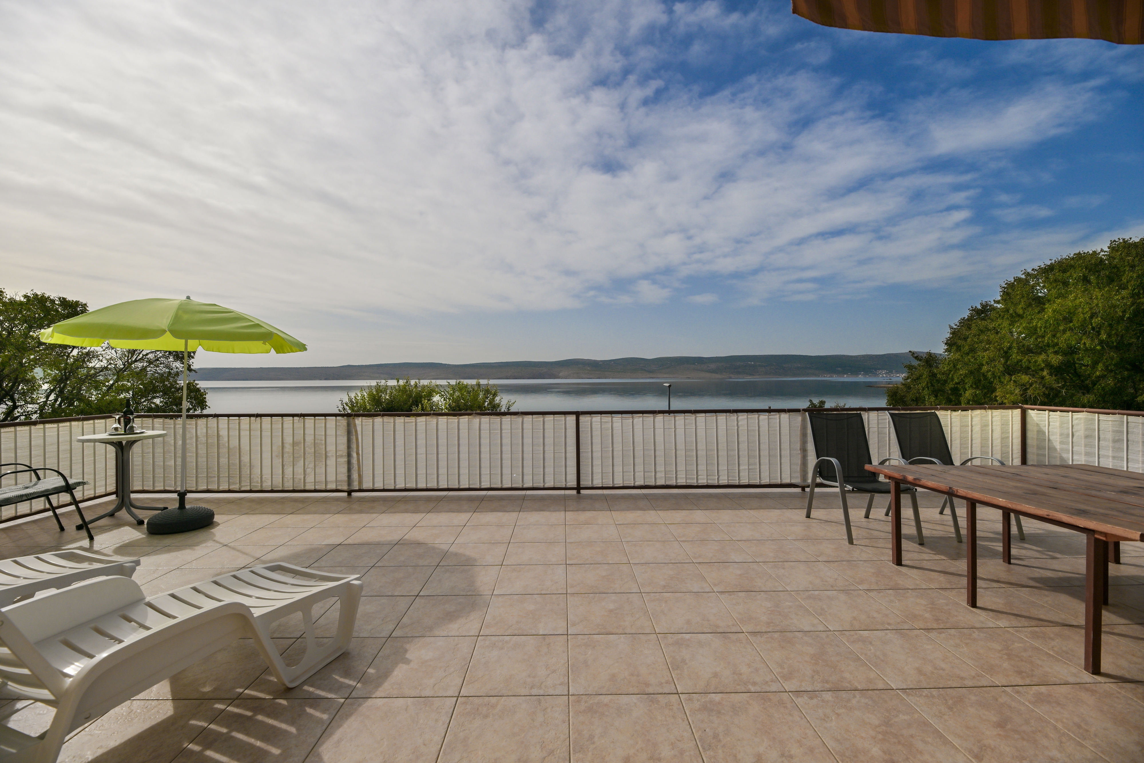 Two bedroom apartment near beach Seline, Paklenica  A-a