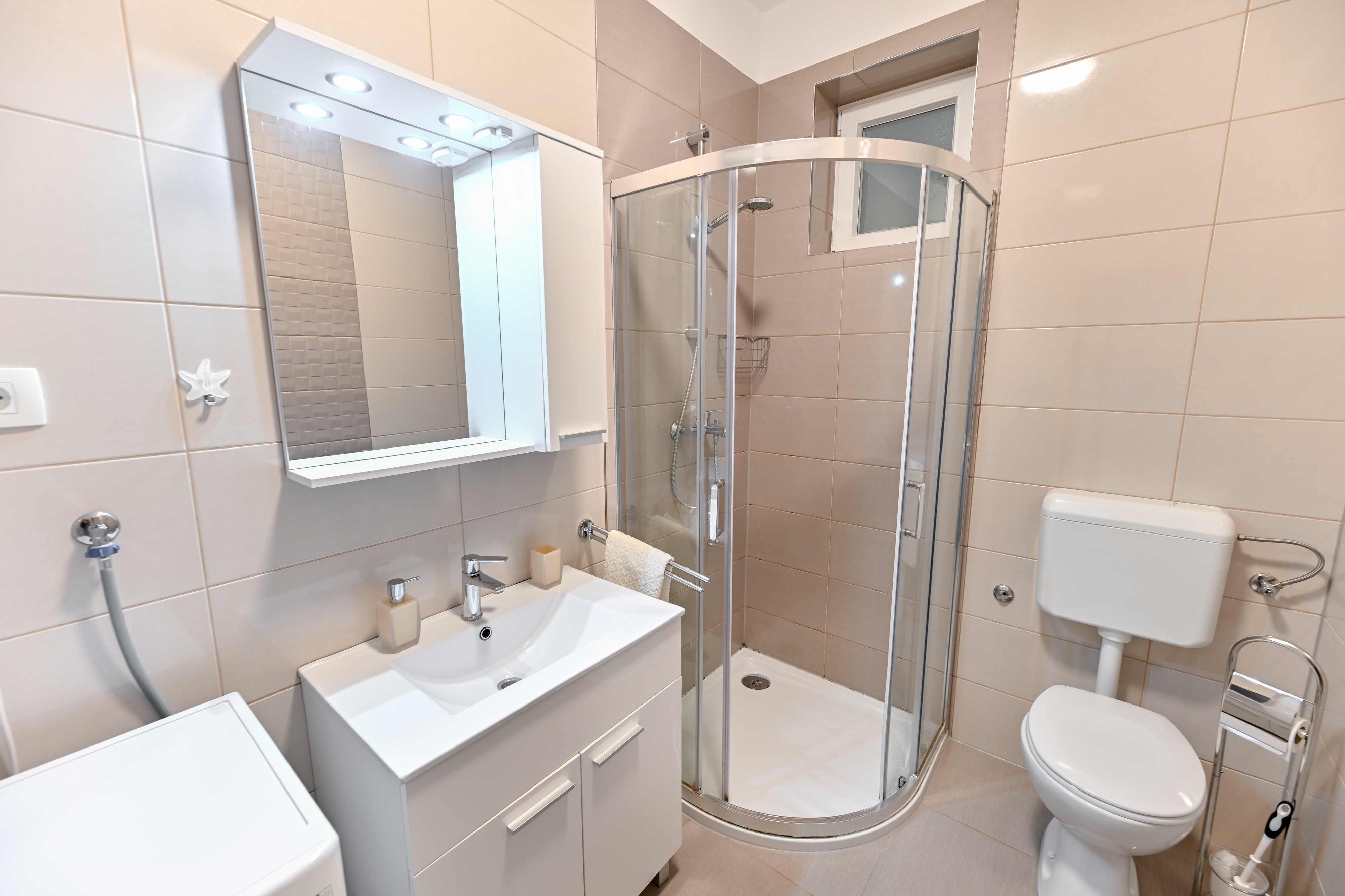 Two bedroom apartment near beach Seline, Paklenica  A-b