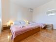 Seline, Ložnice 1 v ubytování typu apartment, s klimatizací, domácí mazlíčci povoleni a WiFi.