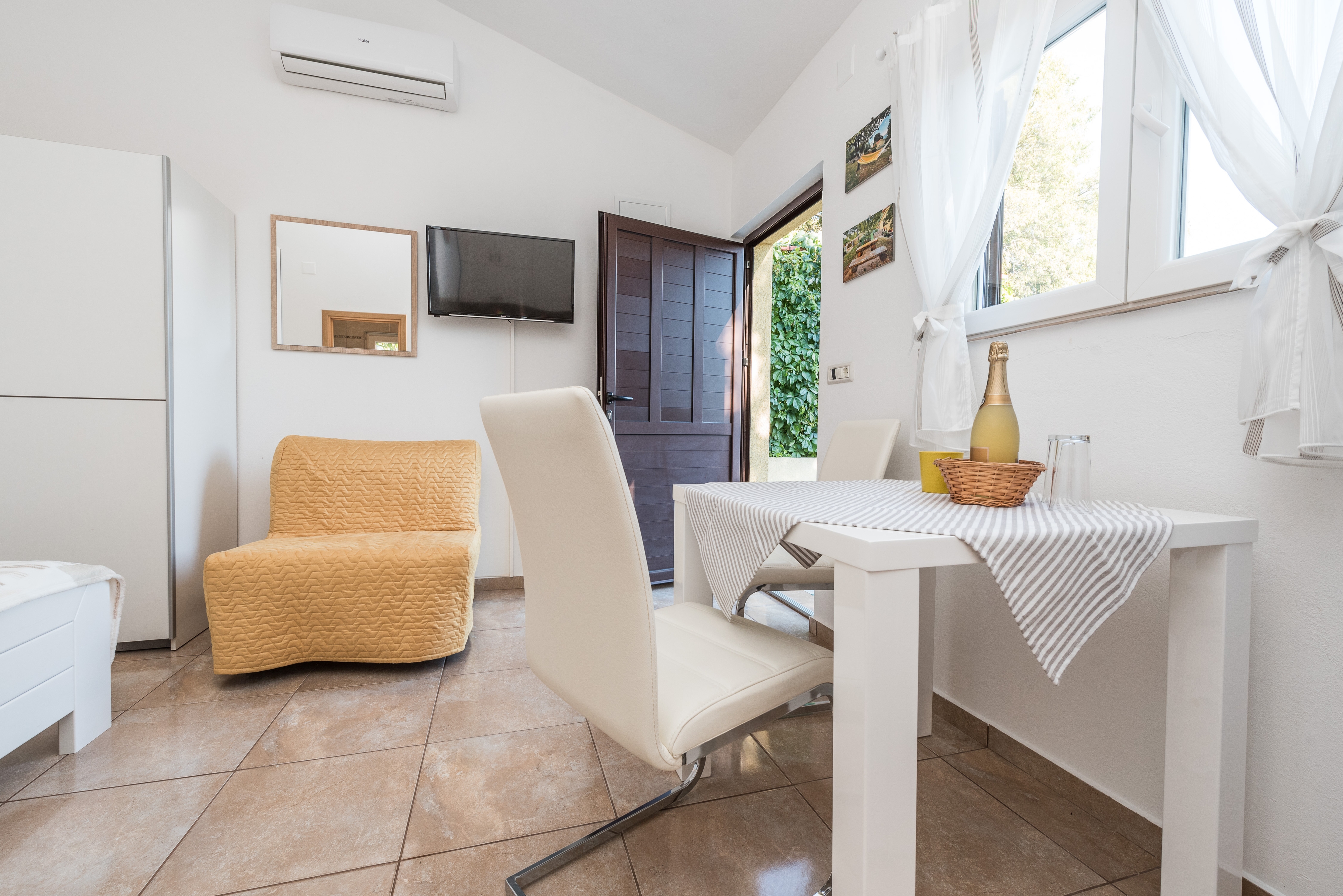 Top Paklenica Seline Top Paklenica Seline