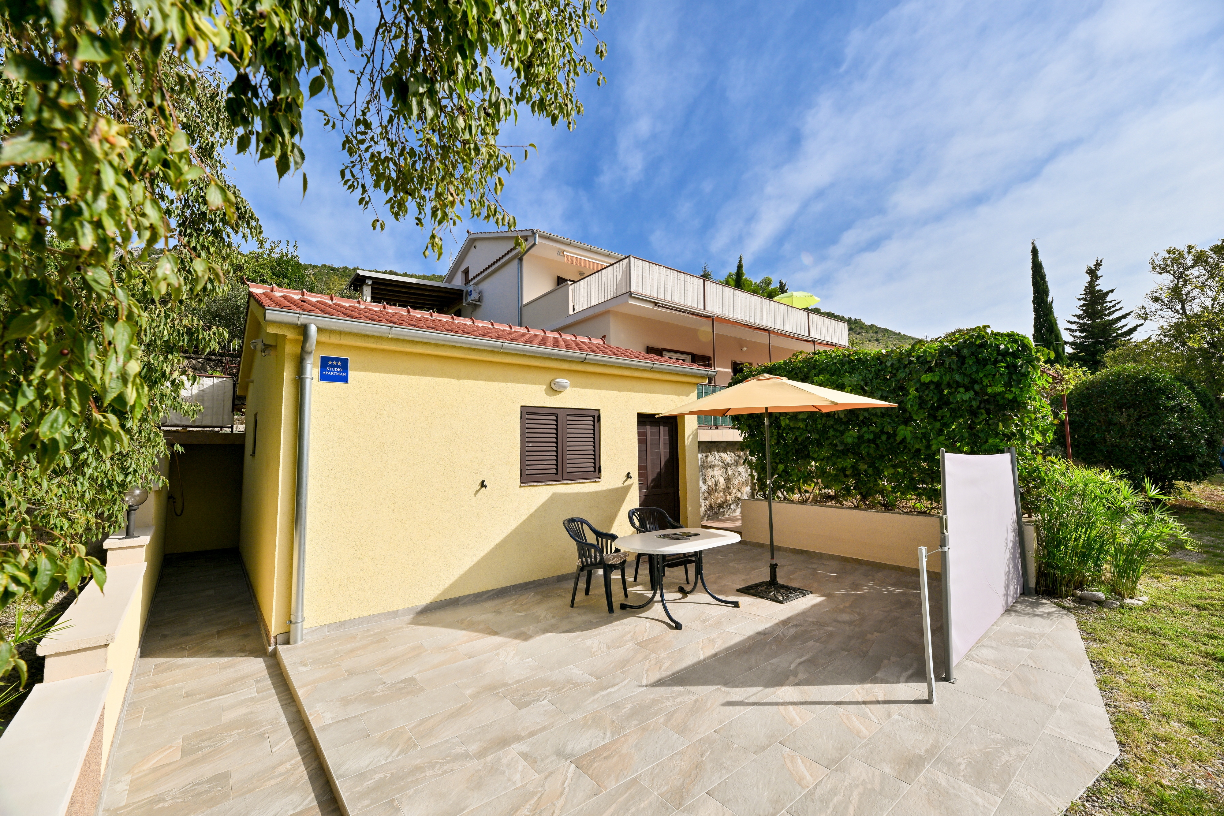 Studio flat near beach Seline, Paklenica  AS-a