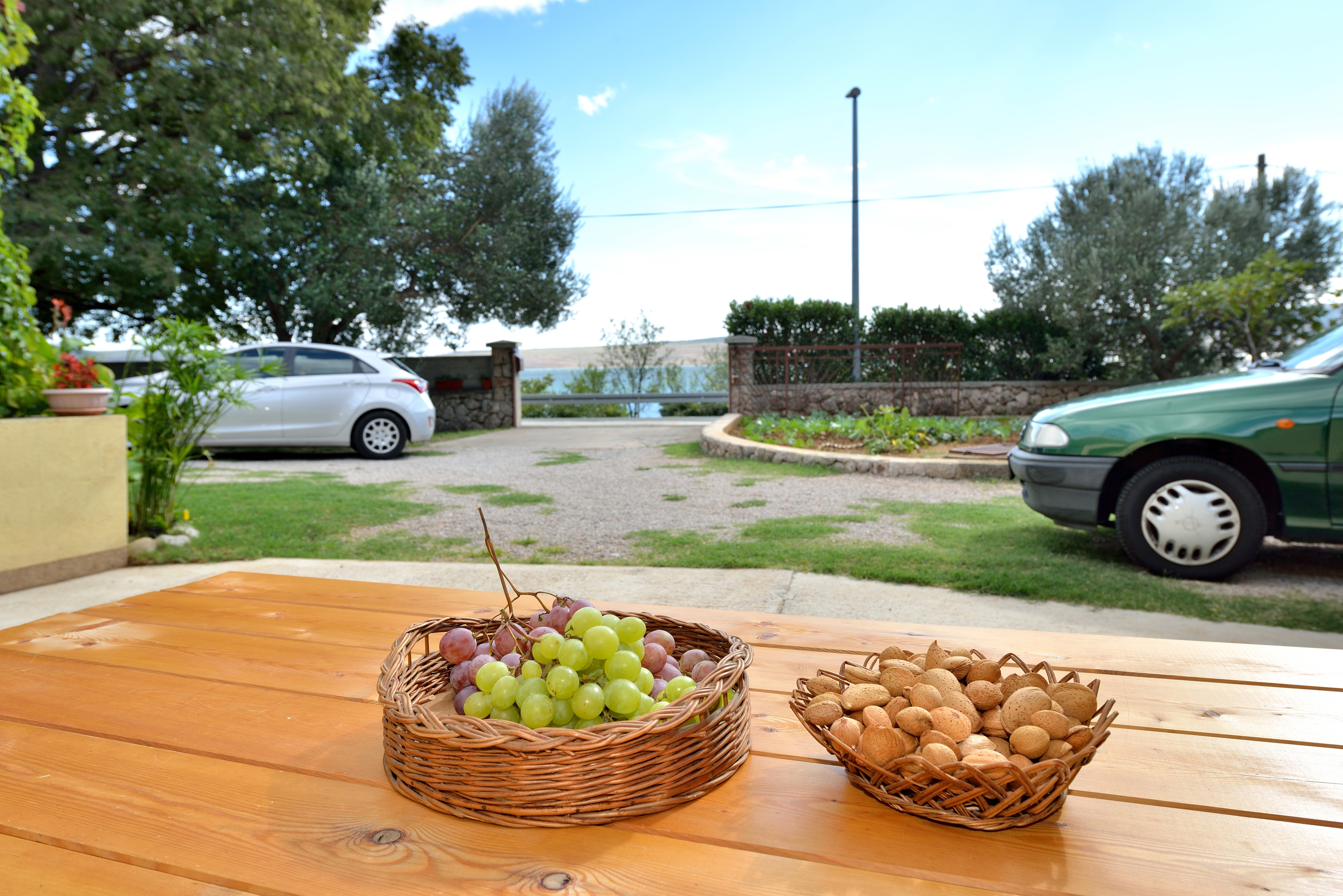 Studio flat near beach Seline, Paklenica  AS-a