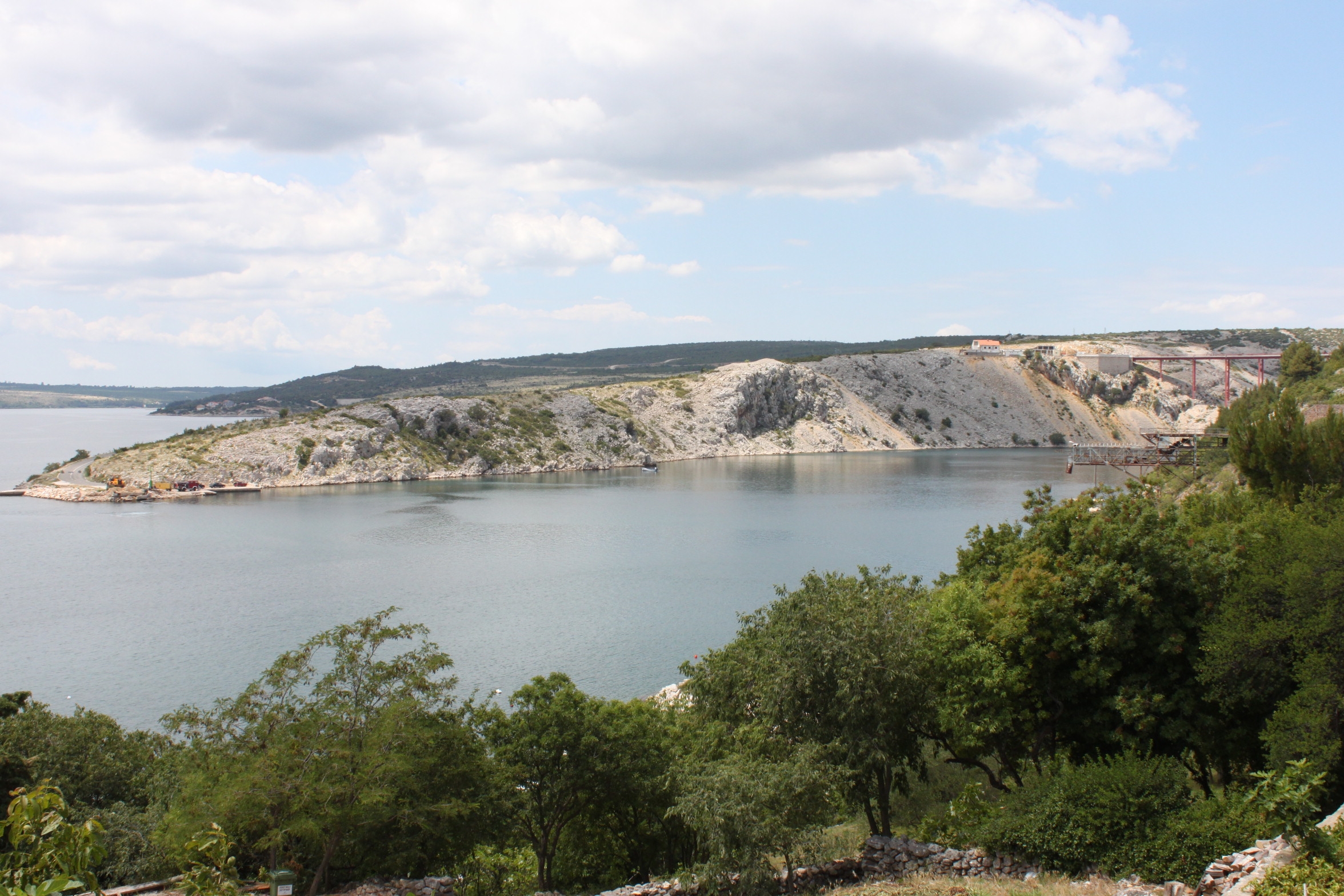 Three bedroom apartment with terrace and sea view Maslenica, Novigrad  A-a