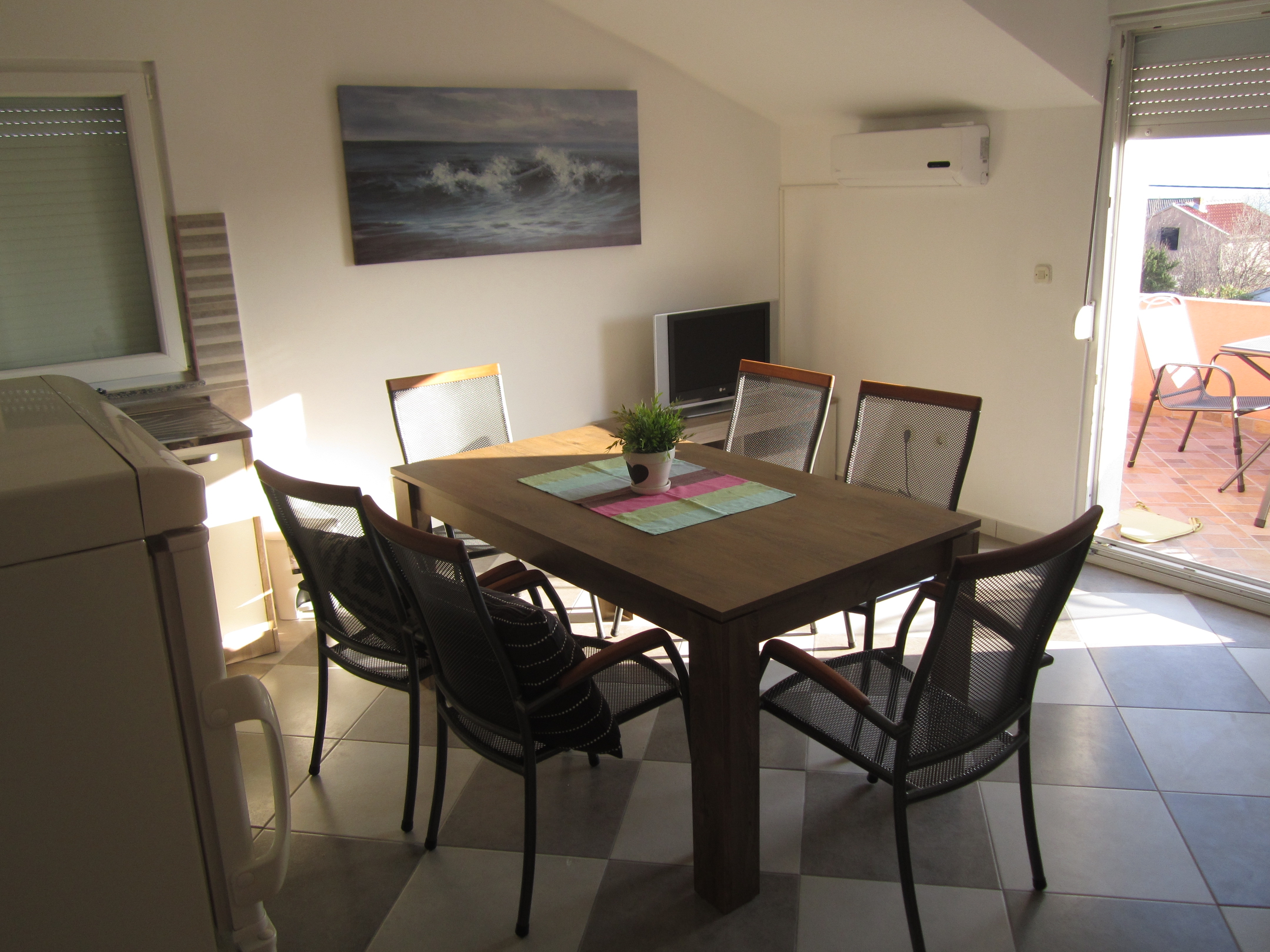 Two bedroom apartment with terrace and sea view Maslenica, Novigrad (A-6573-d)