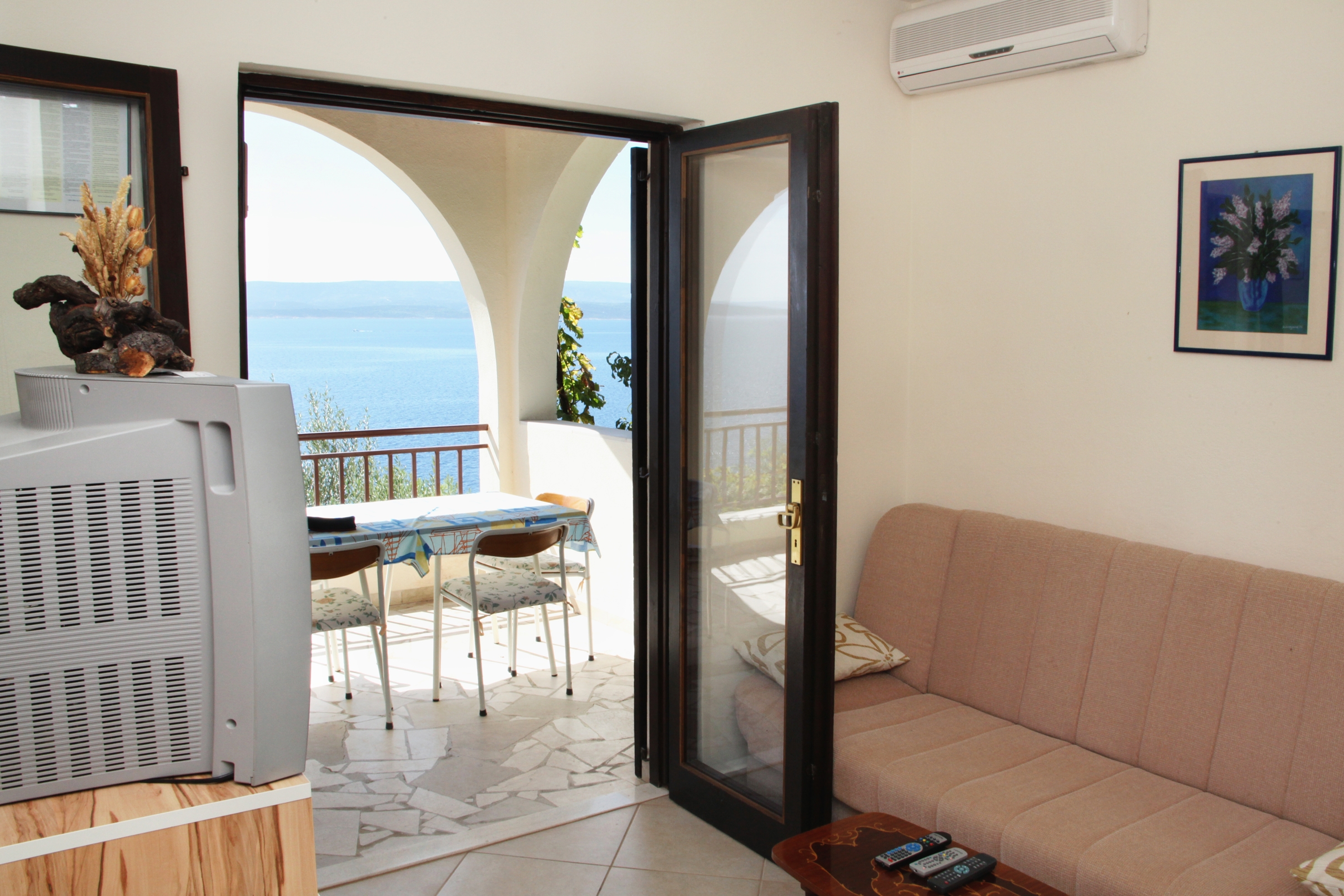 Two bedroom apartment near beach Pisak, Omiš (A-658-c)