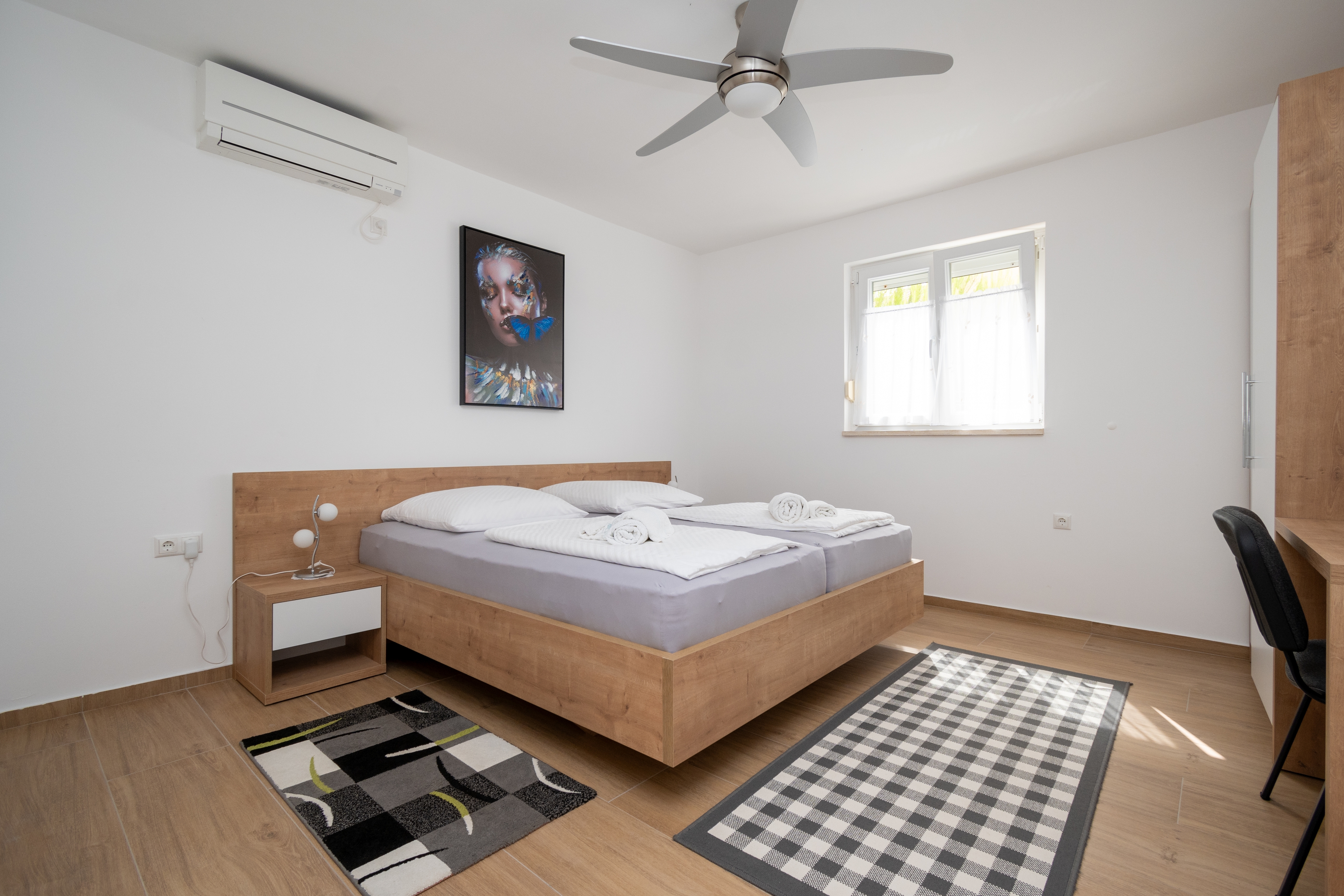 One bedroom apartment with terrace Starigrad, Paklenica  A-a