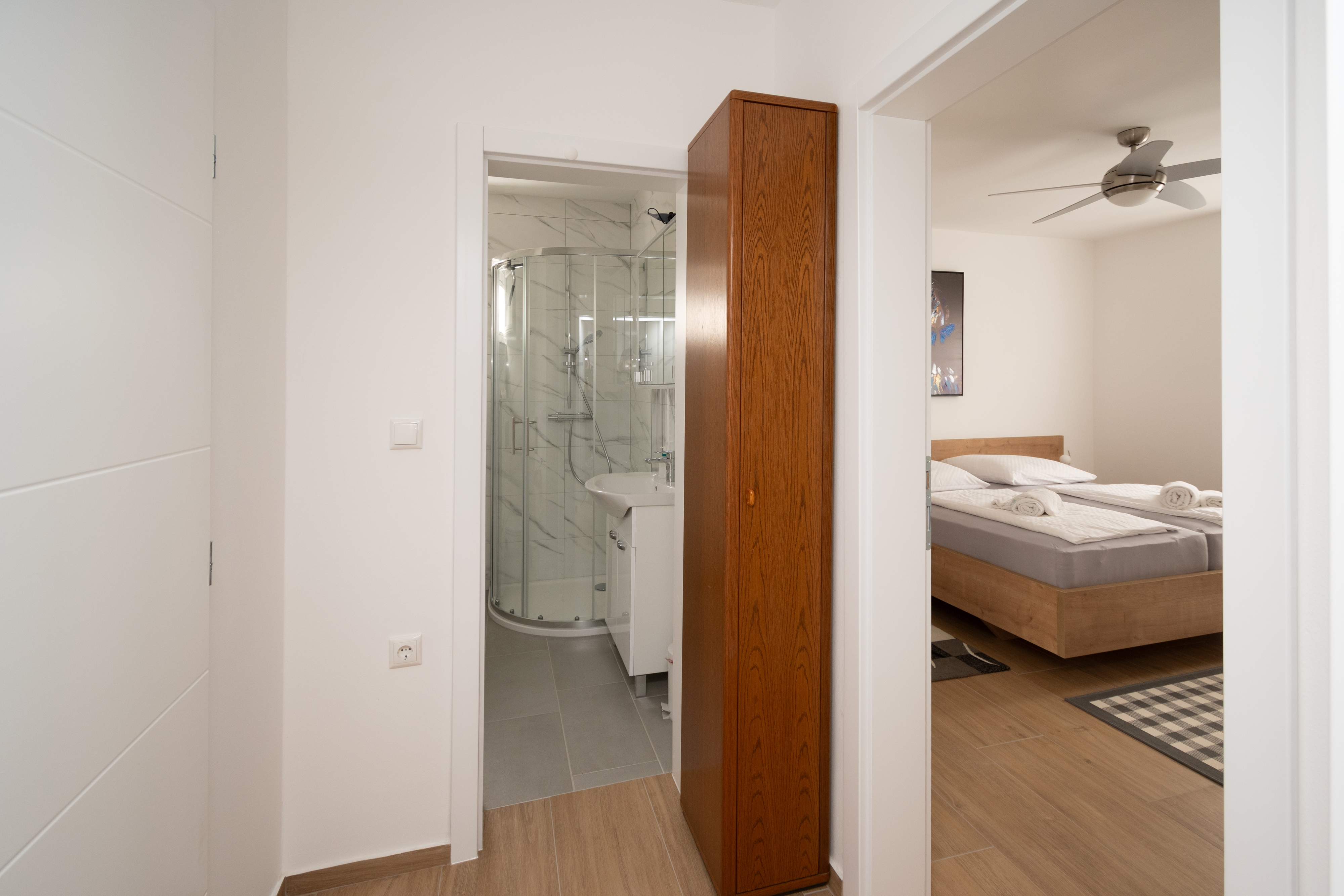 One bedroom apartment with terrace Starigrad, Paklenica  A-a