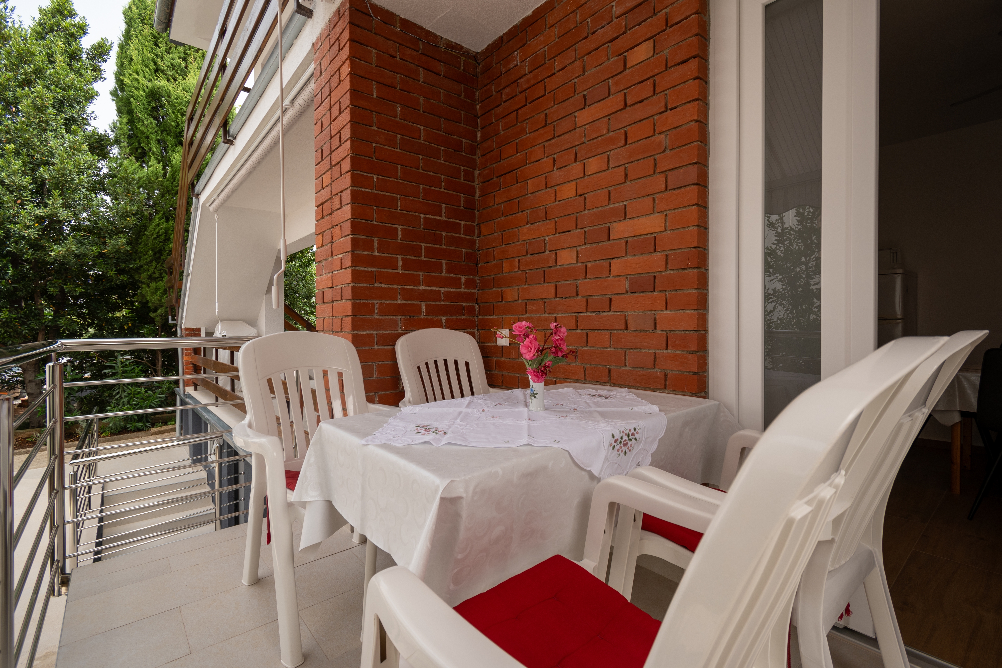 One bedroom apartment with terrace Starigrad, Paklenica  A-a