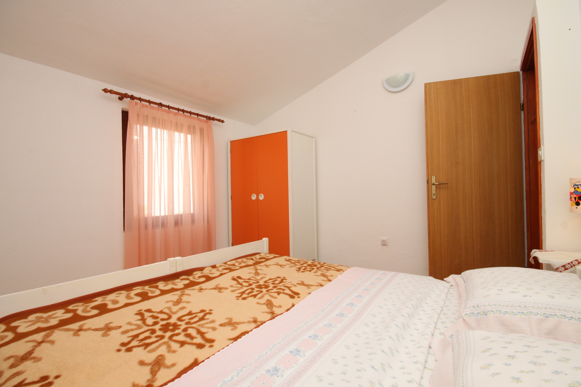 Two bedroom apartment with terrace and sea view Starigrad, Paklenica  A-a