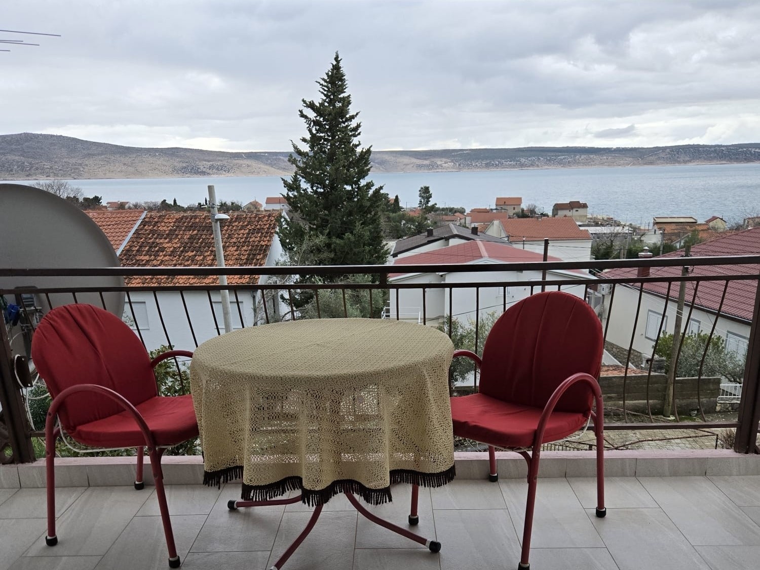 One bedroom apartment with terrace and sea view Starigrad, Paklenica (A-6585-d) One bedroom apartment with terrace and sea view Starigrad, Paklenica (A-6585-d)