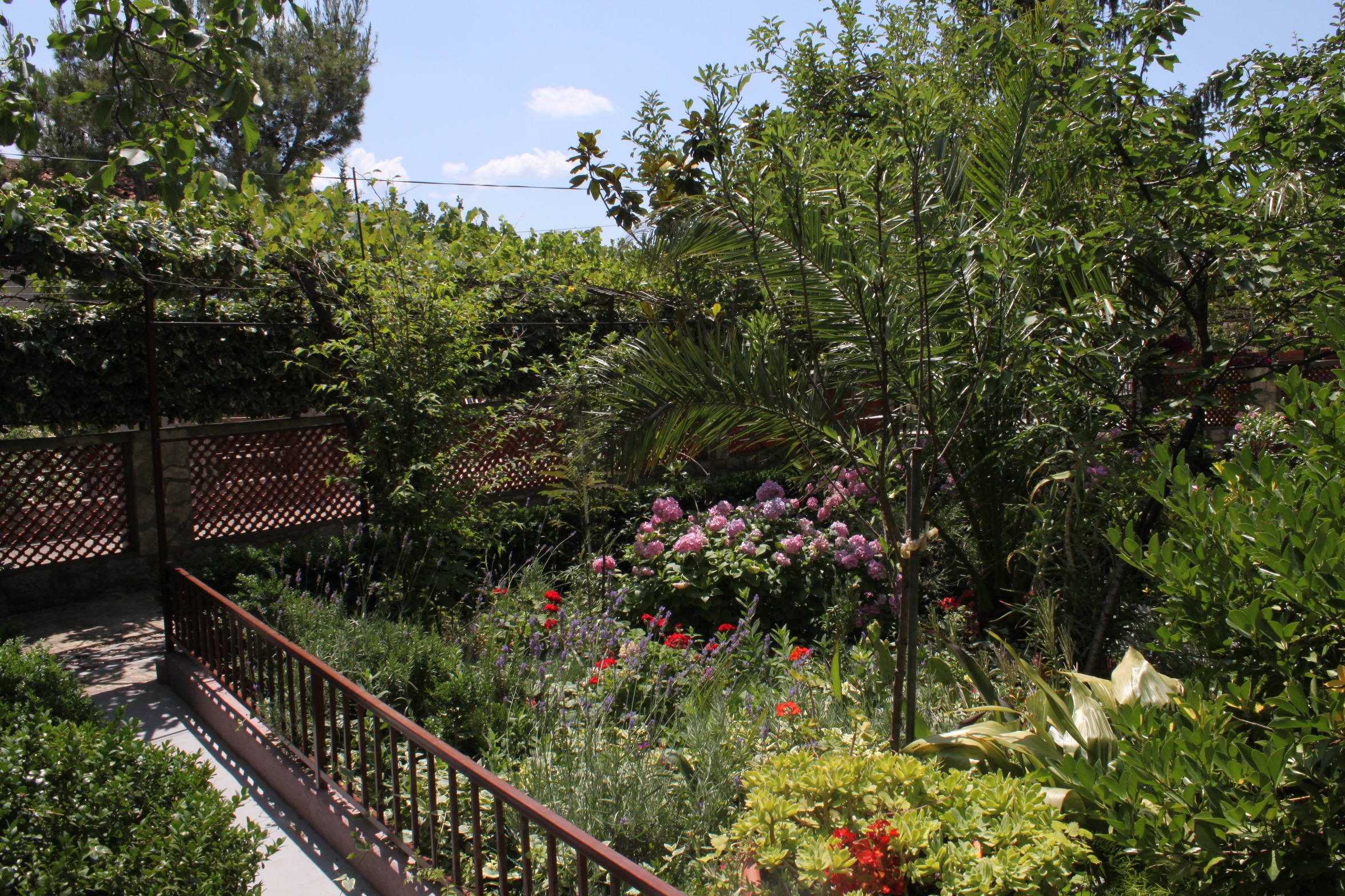 Two bedroom apartment with terrace and sea view Starigrad, Paklenica  A-a