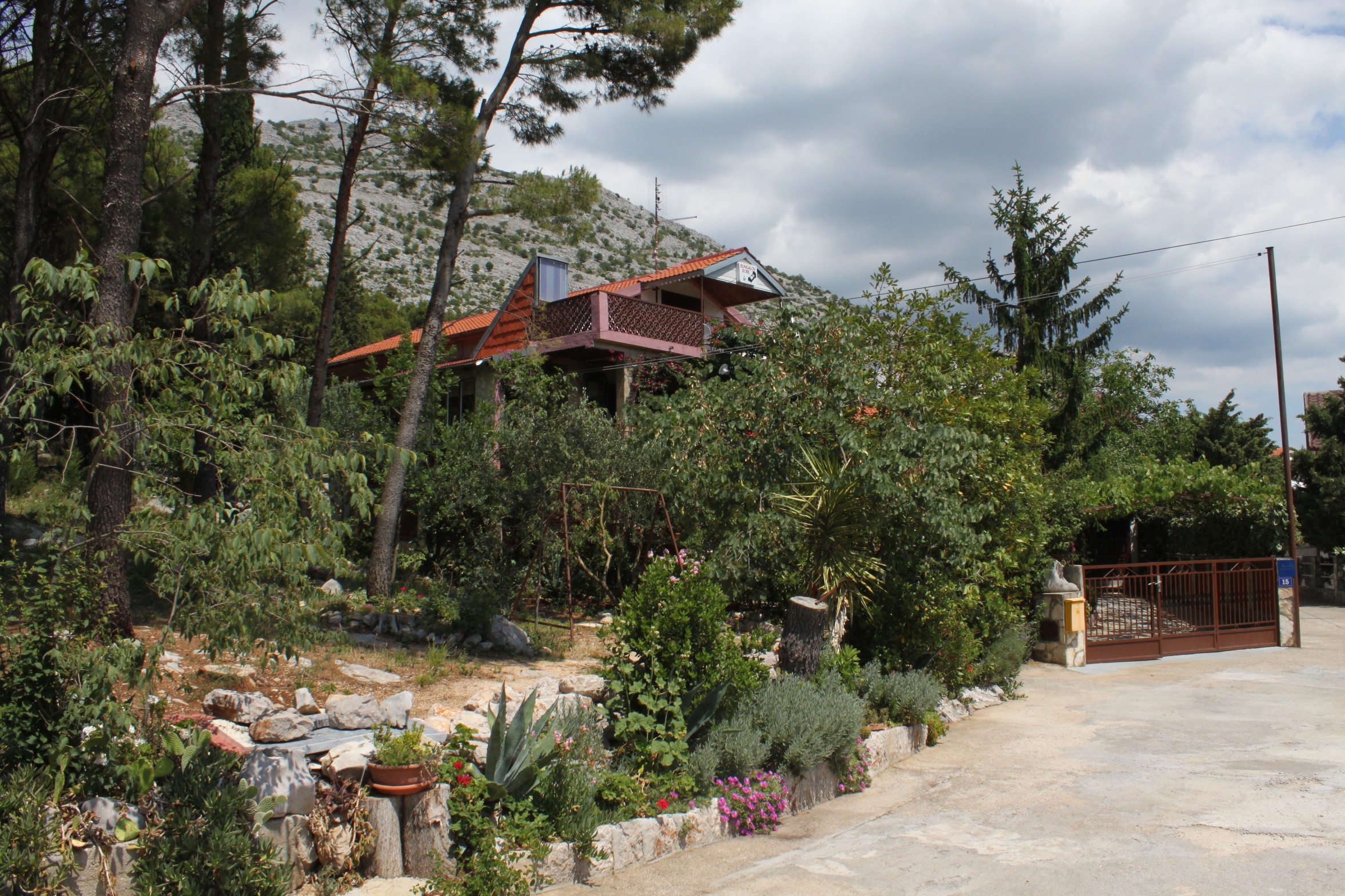 Two bedroom apartment with terrace and sea view Starigrad, Paklenica  A-a