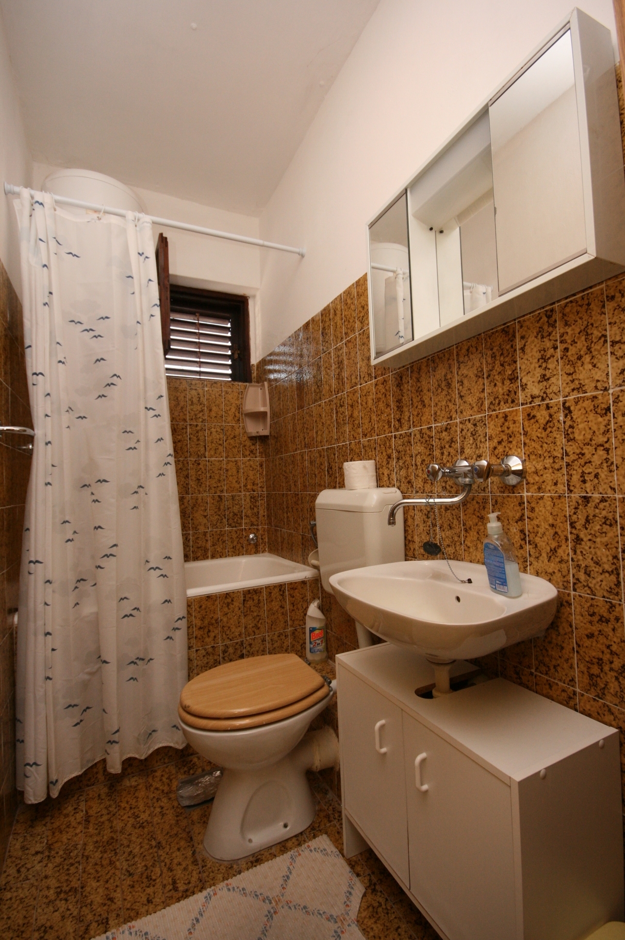 Three bedroom apartment near beach Starigrad, Paklenica  A-a