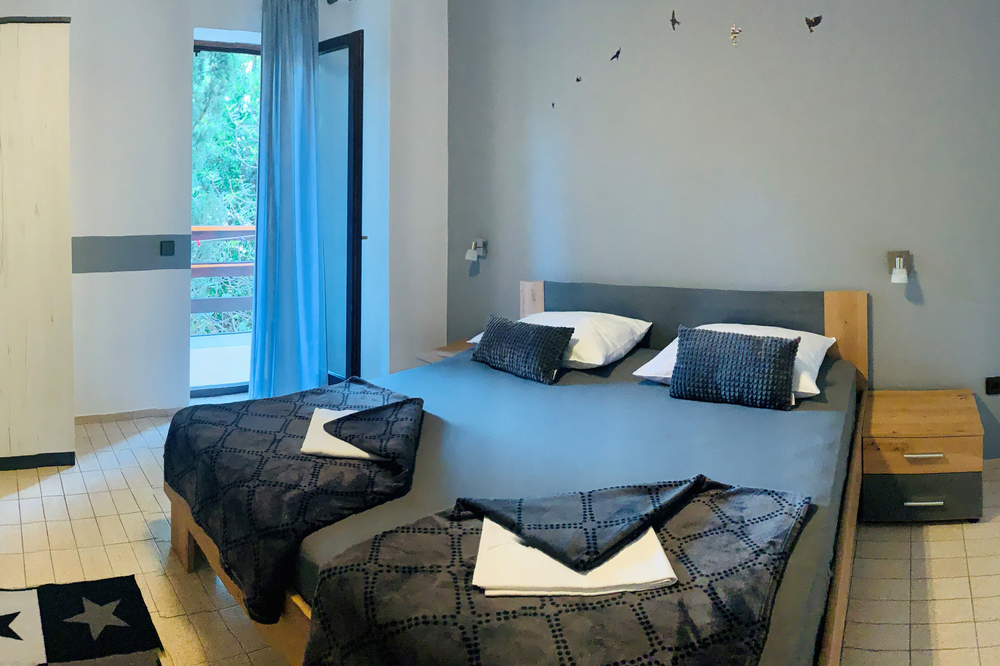 One bedroom apartment near beach Starigrad, Paklenica (A-6591-c)