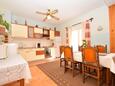 Starigrad, Jídelna v ubytování typu apartment, WiFi.