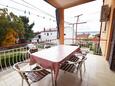 Starigrad, Terrasse dans l’hébergement en type apartment, avec la vue sur la mer et WiFi.