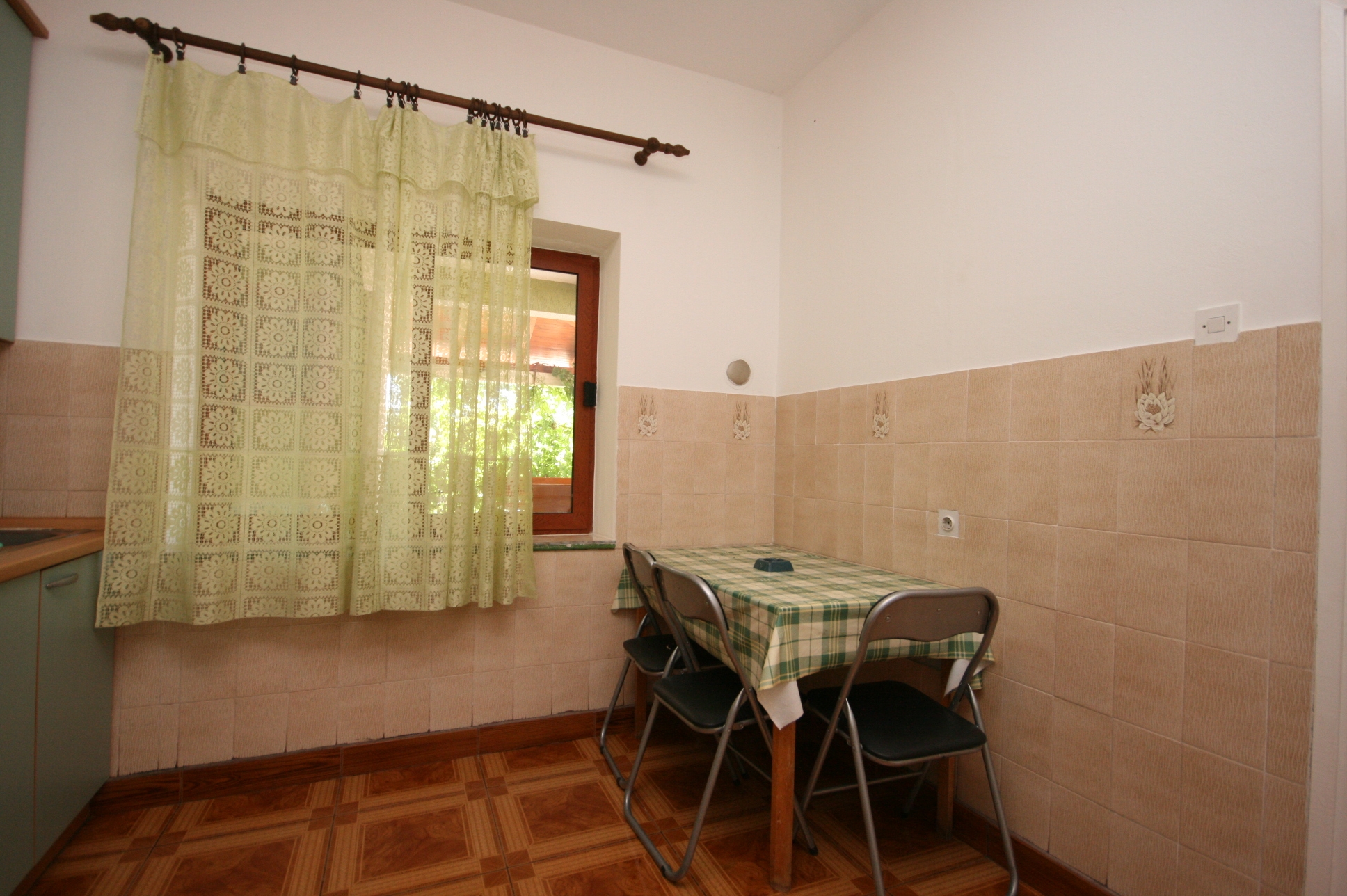 Three bedroom apartment with terrace Starigrad, Paklenica  A-a