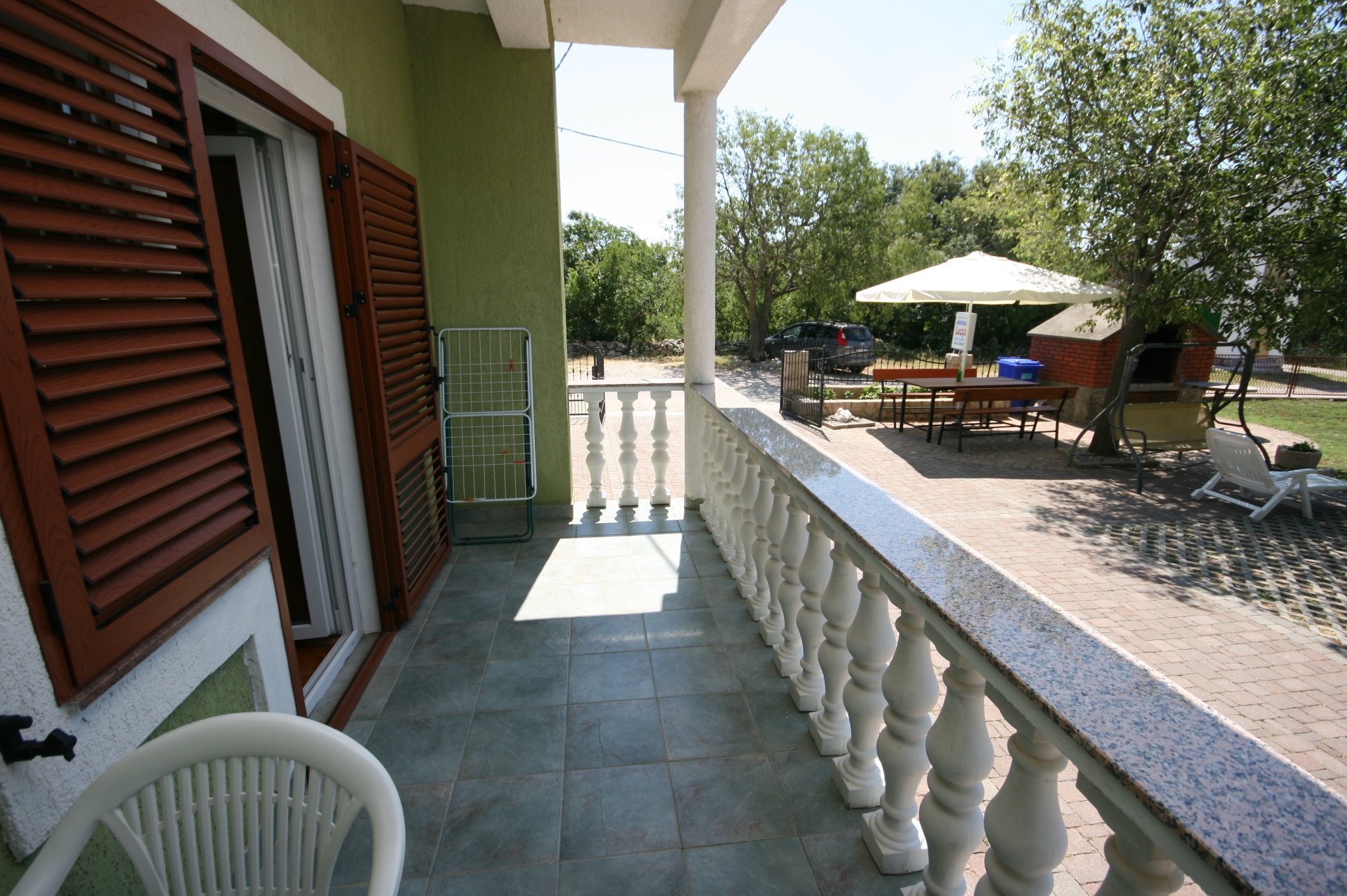 Three bedroom apartment with terrace Starigrad, Paklenica  A-a