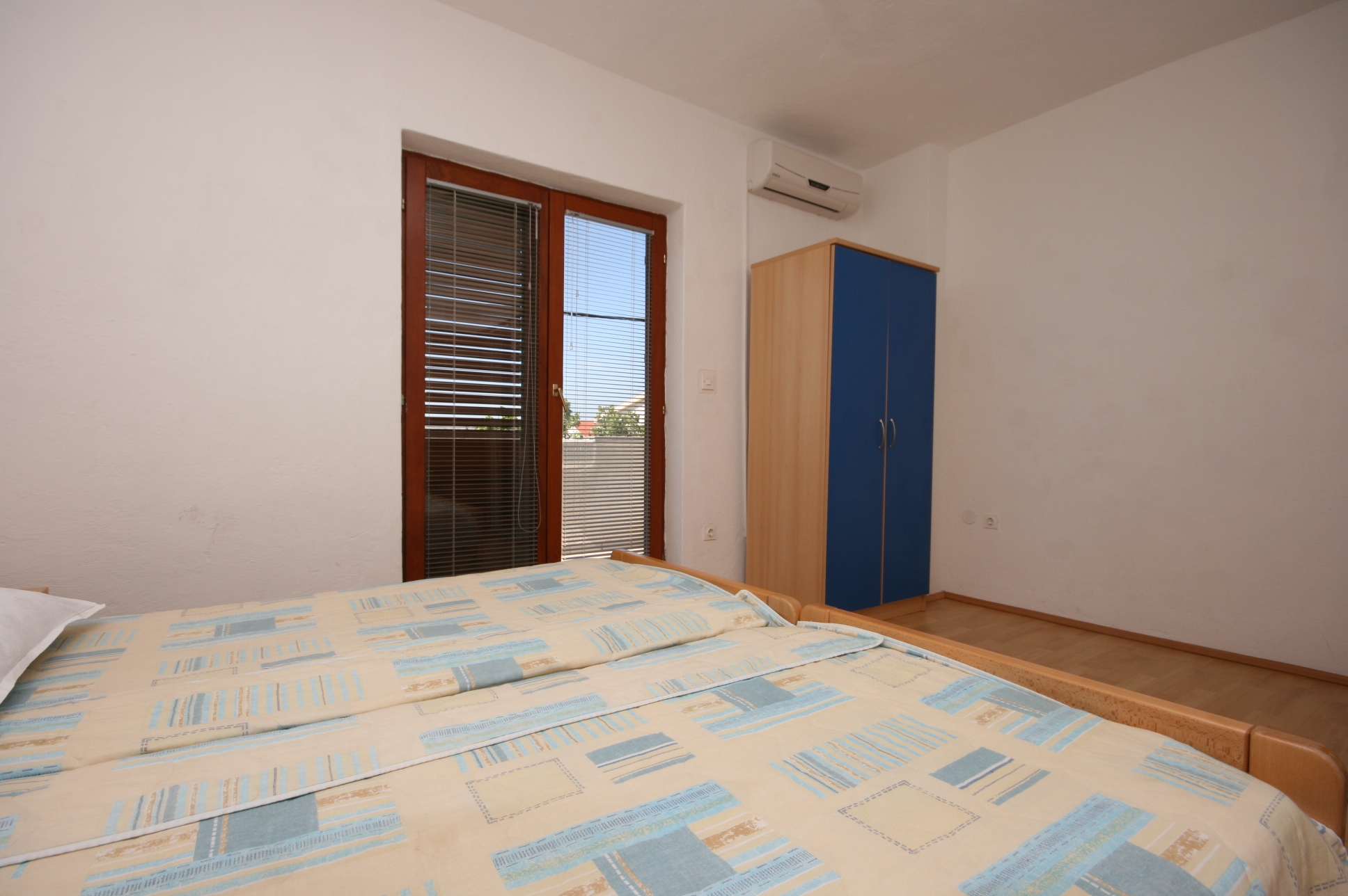 Two bedroom apartment with terrace and sea view Starigrad, Paklenica  A-b