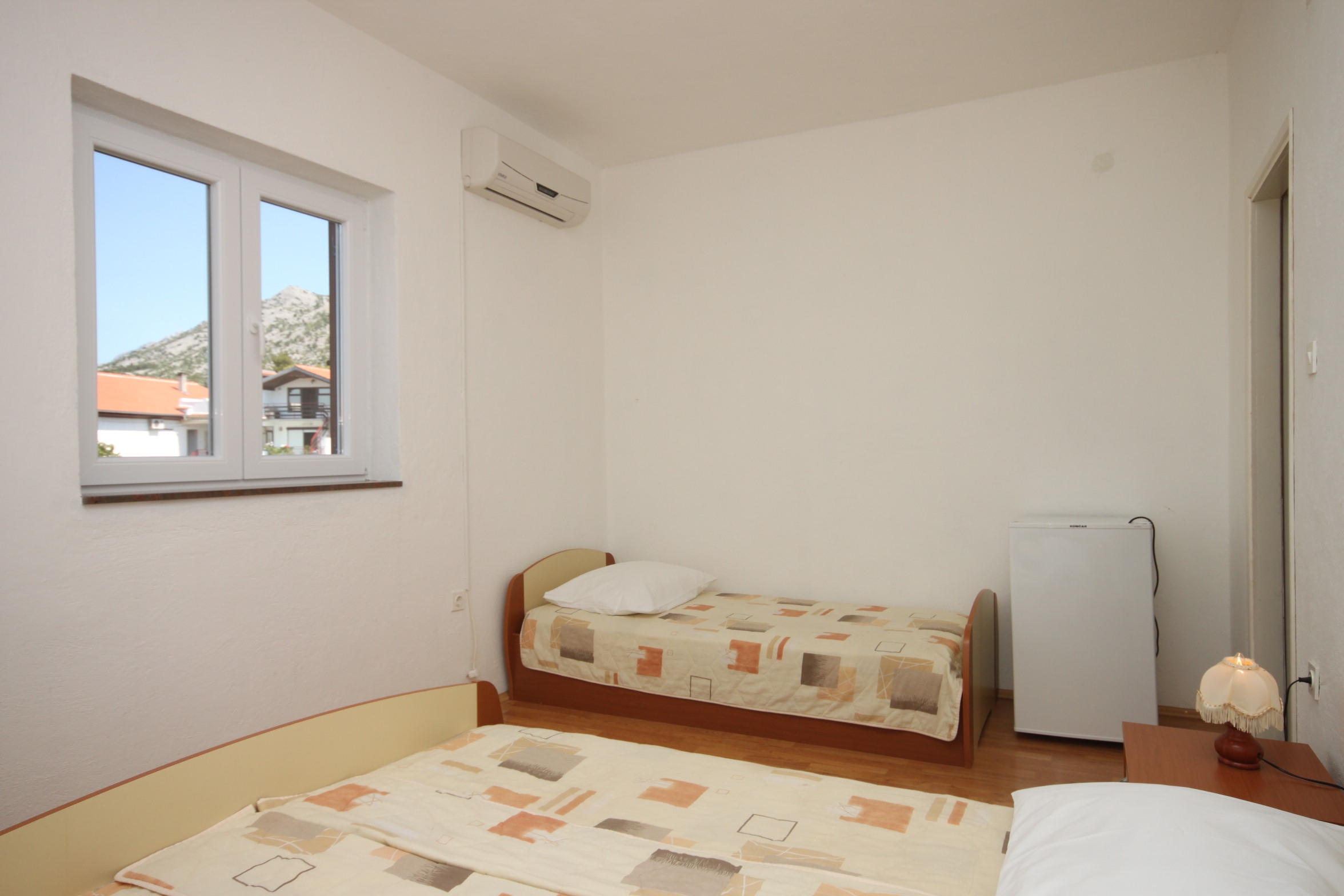 Room with air-conditioning Starigrad, Paklenica  S-a
