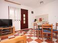 Dining room Starigrad, Dining room in the apartment, air condition available and WiFi.