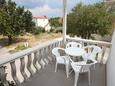 Starigrad, Terrasse in folgender Unterkunftsart apartment, WiFi.