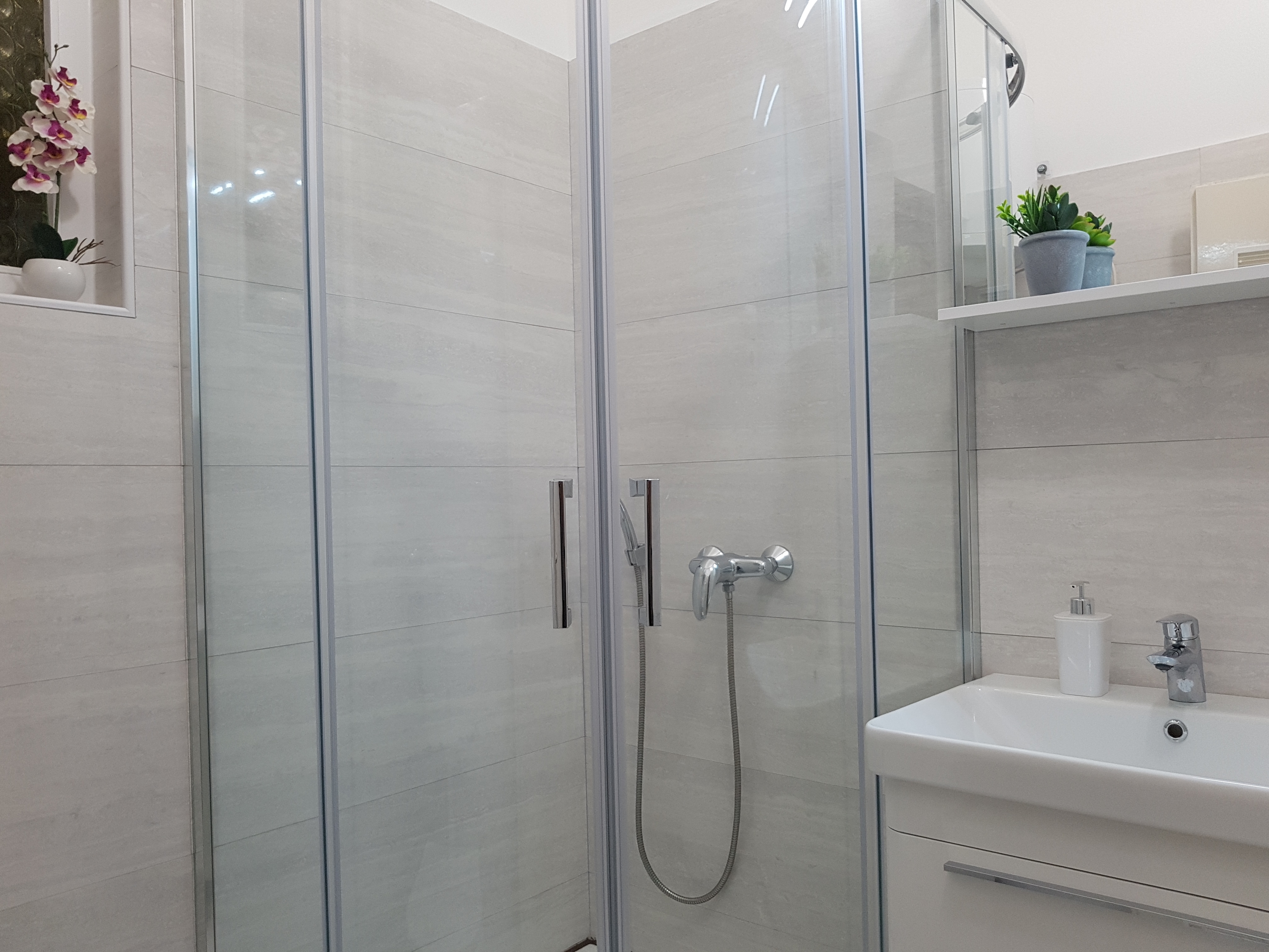 Two bedroom apartment near beach Starigrad, Paklenica  A-a