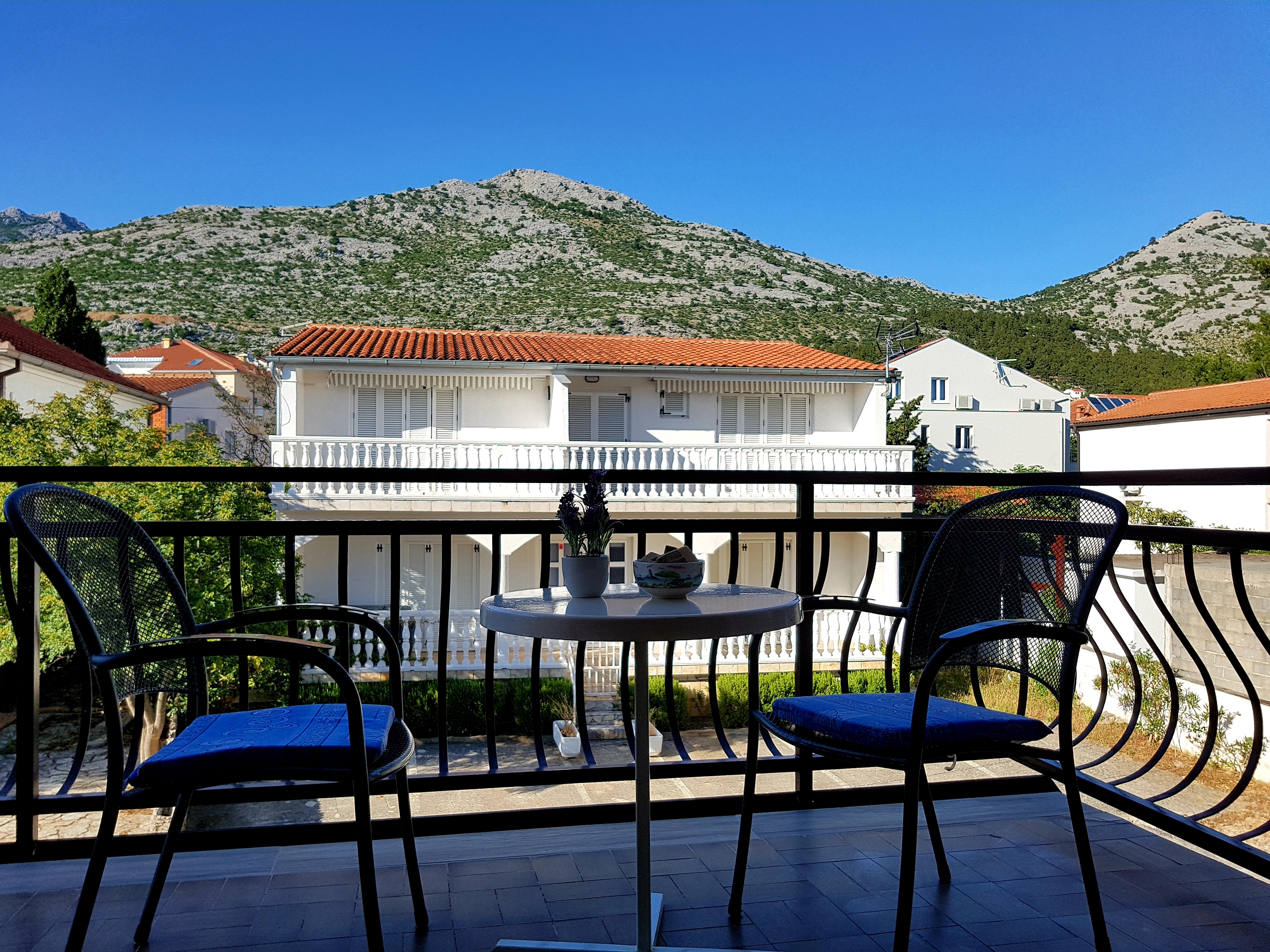 Two bedroom apartment near beach Starigrad, Paklenica  A-a