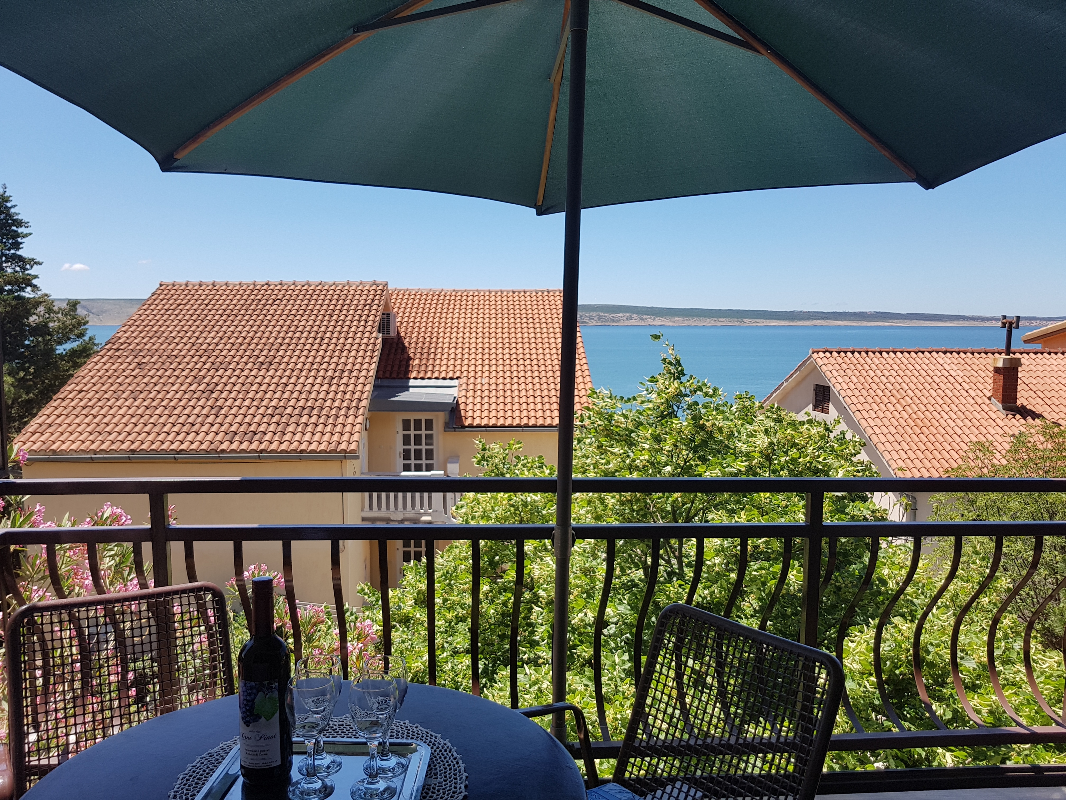 Two bedroom apartment near beach Starigrad, Paklenica  A-a