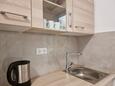 Starigrad, Kitchen in the studio-apartment, air condition available and WiFi.