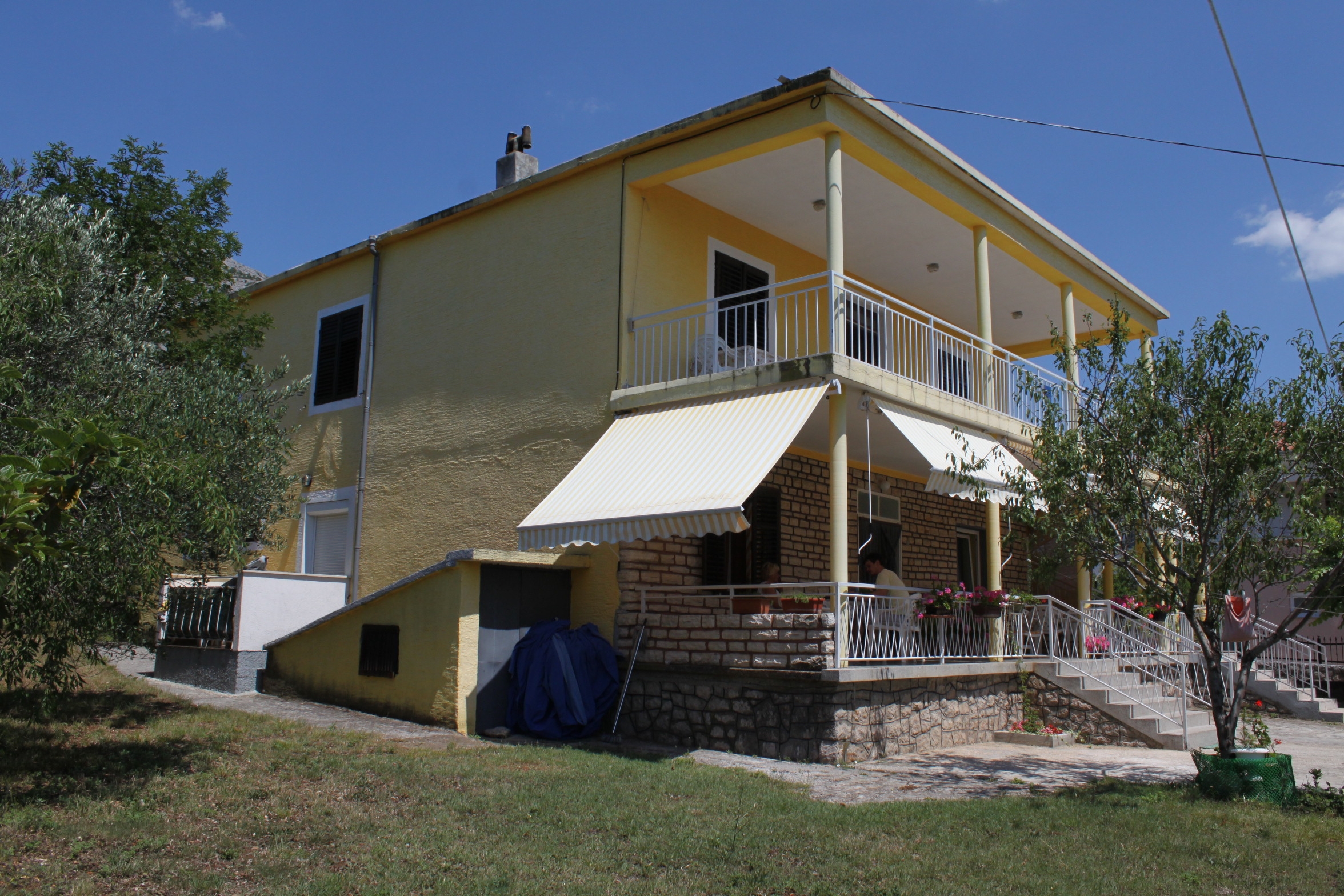 One bedroom apartment with balcony Starigrad, Paklenica (A-6623-d)
