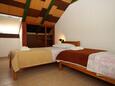 Ložnice 3 Starigrad, Ložnice 3 v ubytování typu apartment, domácí mazlíčci povoleni a WiFi.