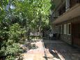 Starigrad, Terasa v ubytování typu apartment, domácí mazlíčci povoleni a WiFi.