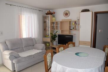 Lađin Porat, Jadalnia w zakwaterowaniu typu apartment, WiFi.