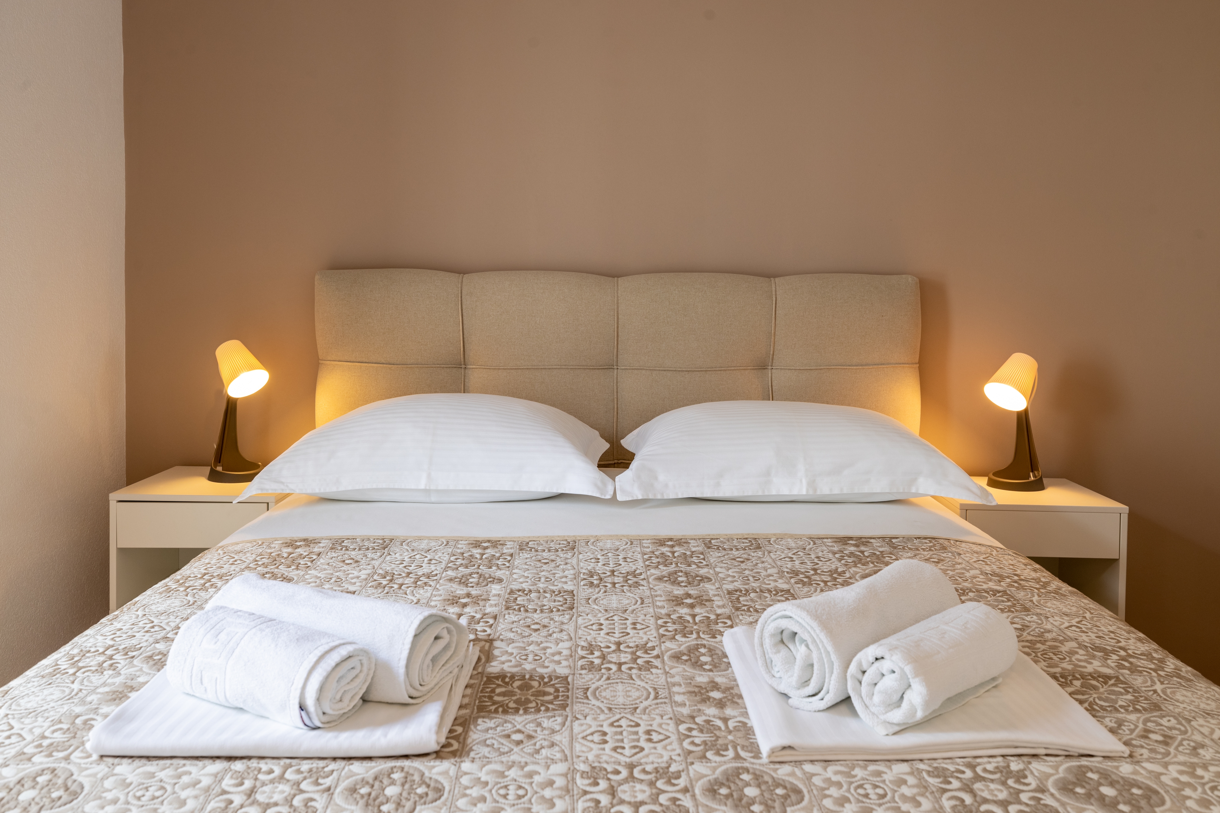 Studio flat with balcony Makarska (AS-6632-a)