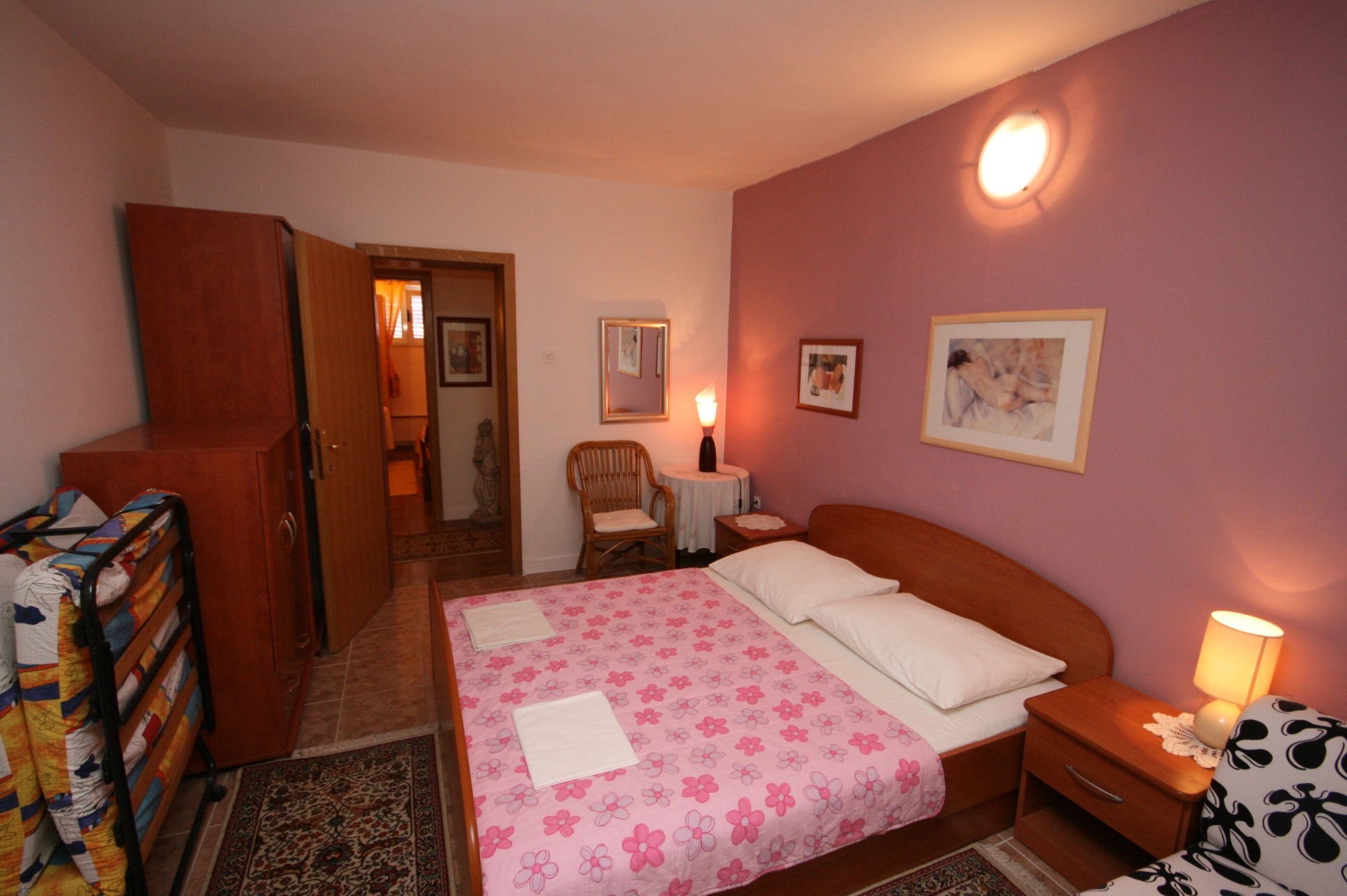 Two bedroom apartment with terrace Makarska  A-a