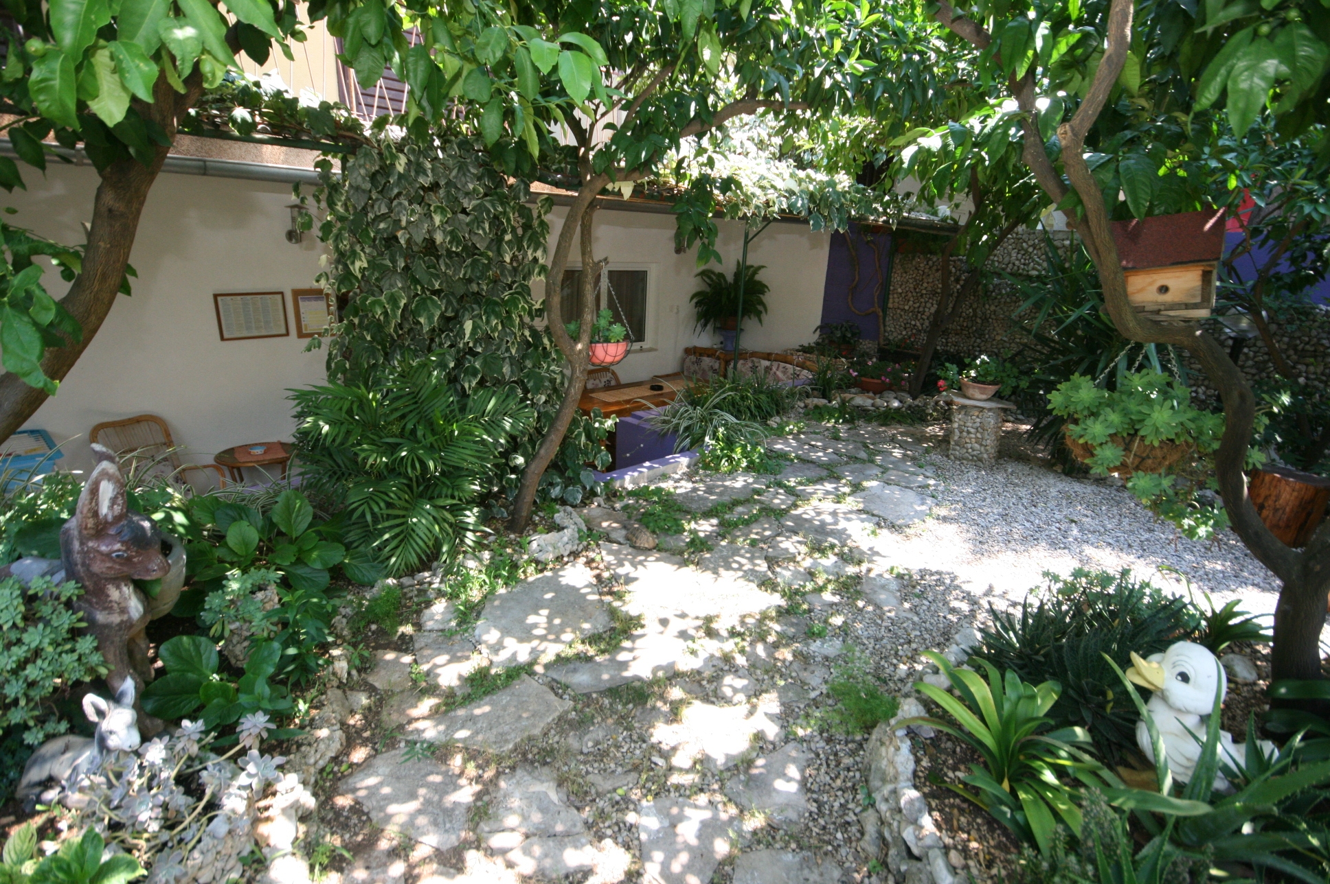Two bedroom apartment with terrace Makarska  A-a