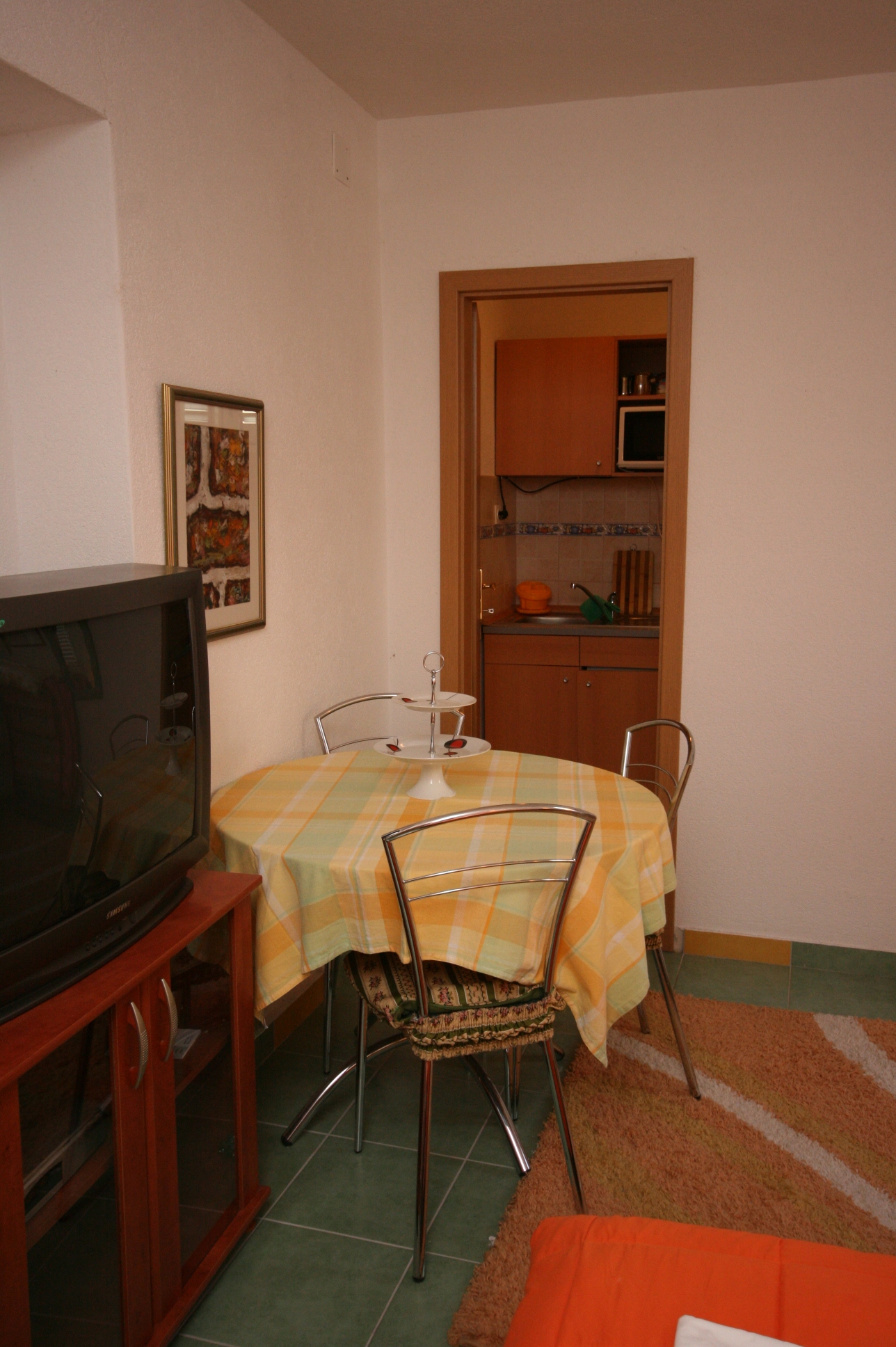 Studio flat with terrace Makarska (AS-6636-a)
