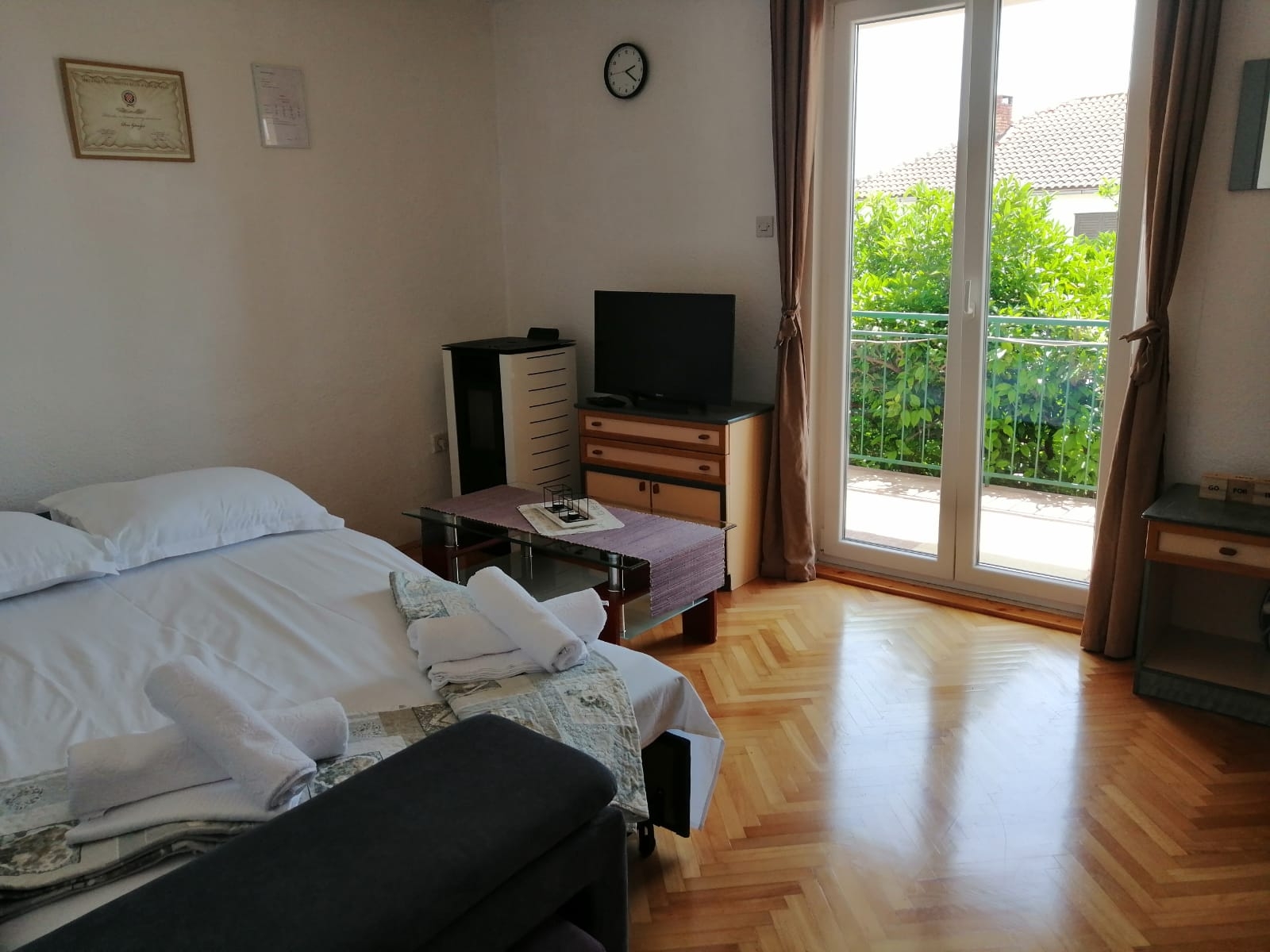 Two bedroom apartment with terrace and sea view Podgora, Makarska  A-a