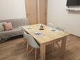 Dining room Starigrad, Dining room in the apartment, air condition available and WiFi.