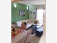 Living room Podgora, Living room in the apartment, (pet friendly) and WiFi.
