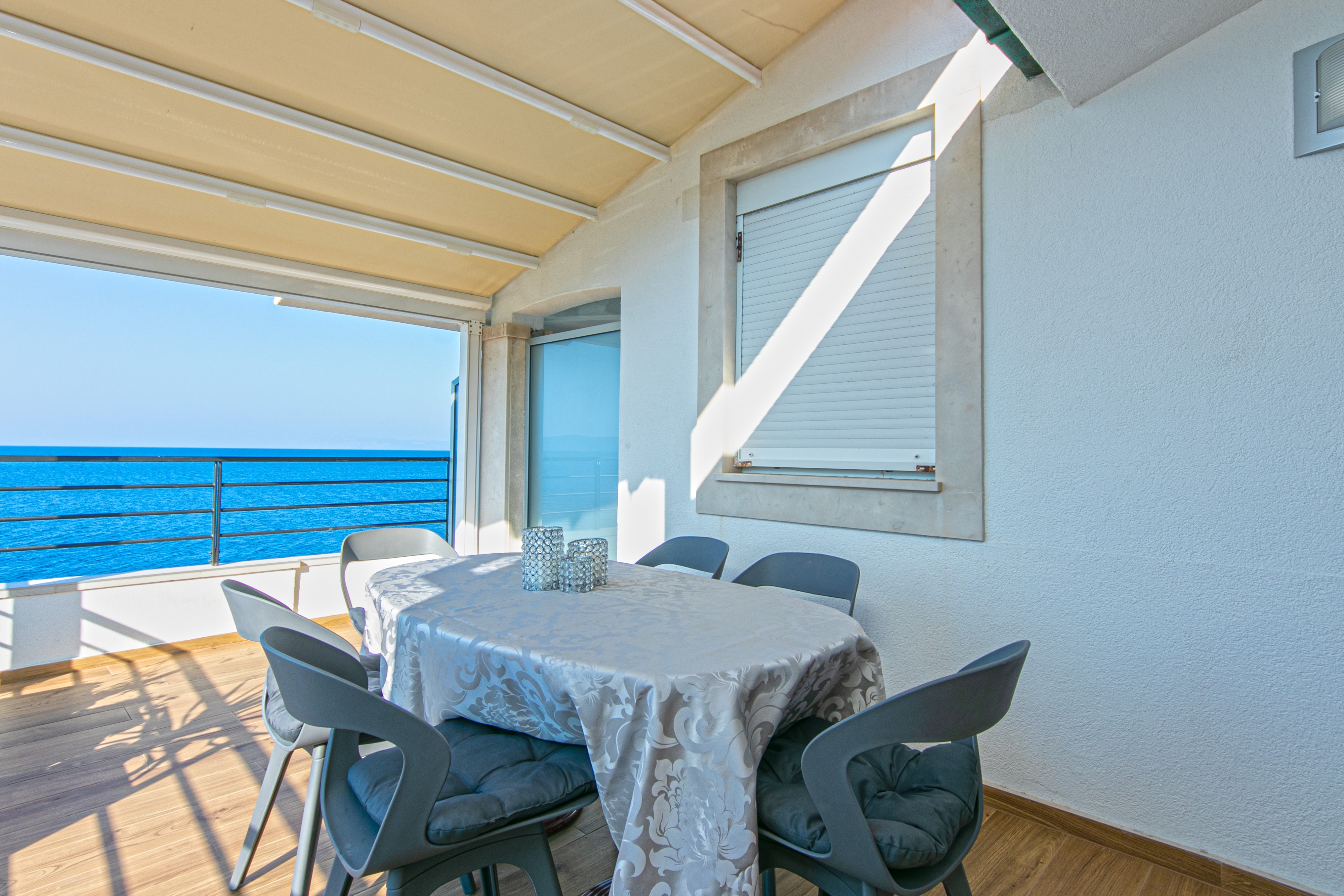 One bedroom apartment near beach Drašnice, Makarska  A-a