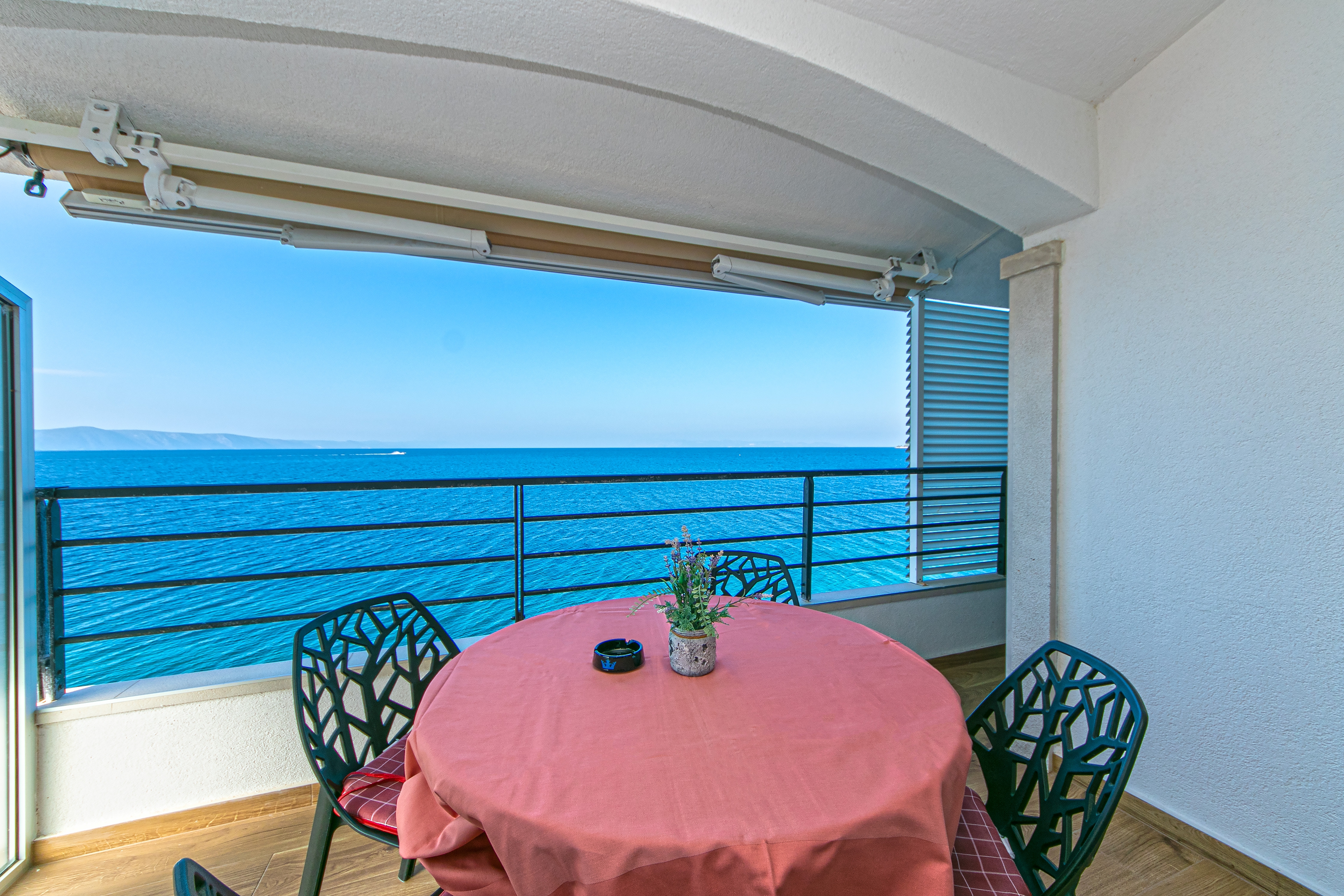 One bedroom apartment near beach Drašnice, Makarska (A-6652-b) One bedroom apartment near beach Drašnice, Makarska (A-6652-b)