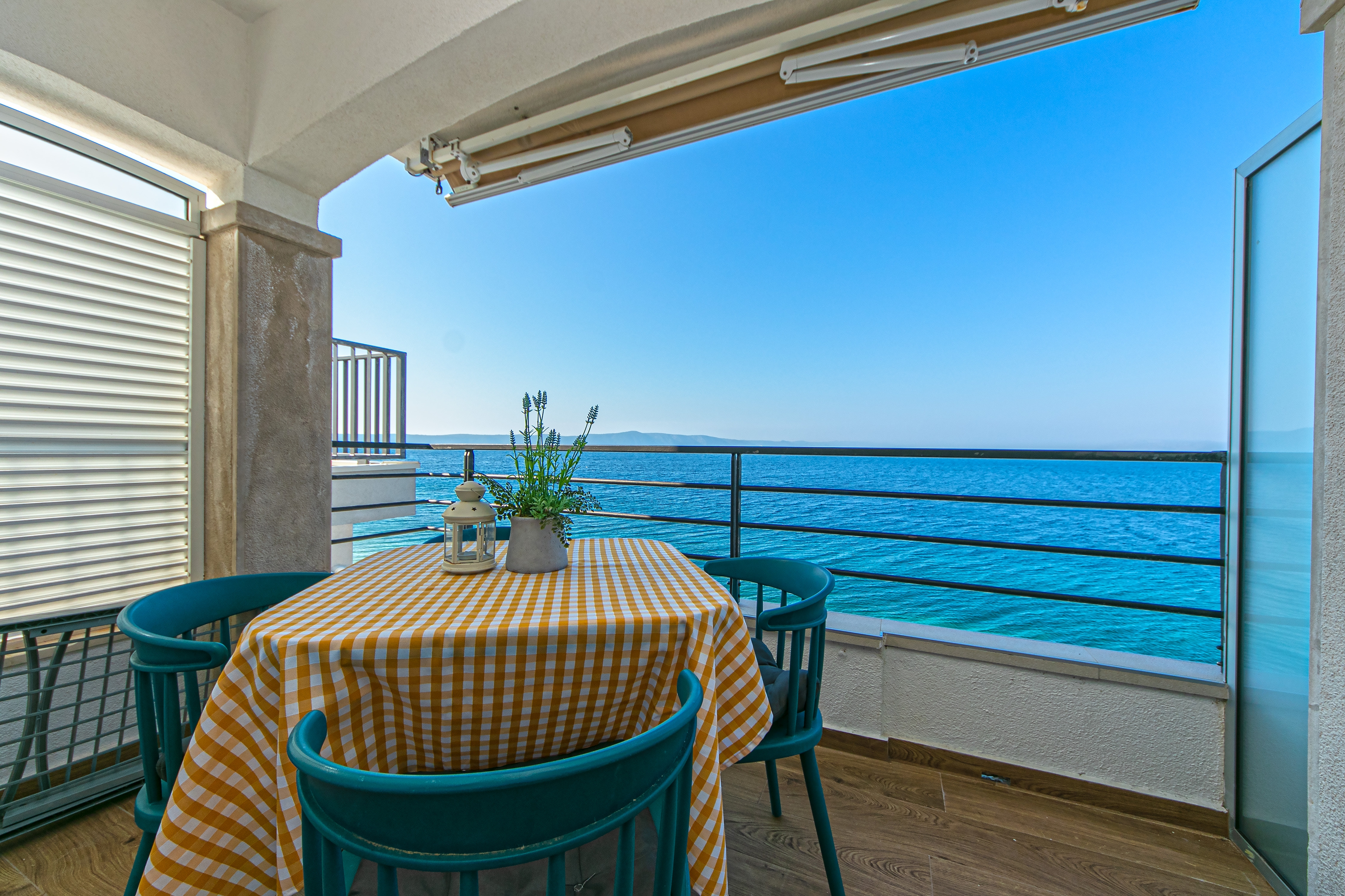 One bedroom apartment near beach Drašnice, Makarska (A-6652-c) One bedroom apartment near beach Drašnice, Makarska (A-6652-c)