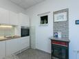 Drašnice, Cocina in the apartment, air condition available y WiFi.