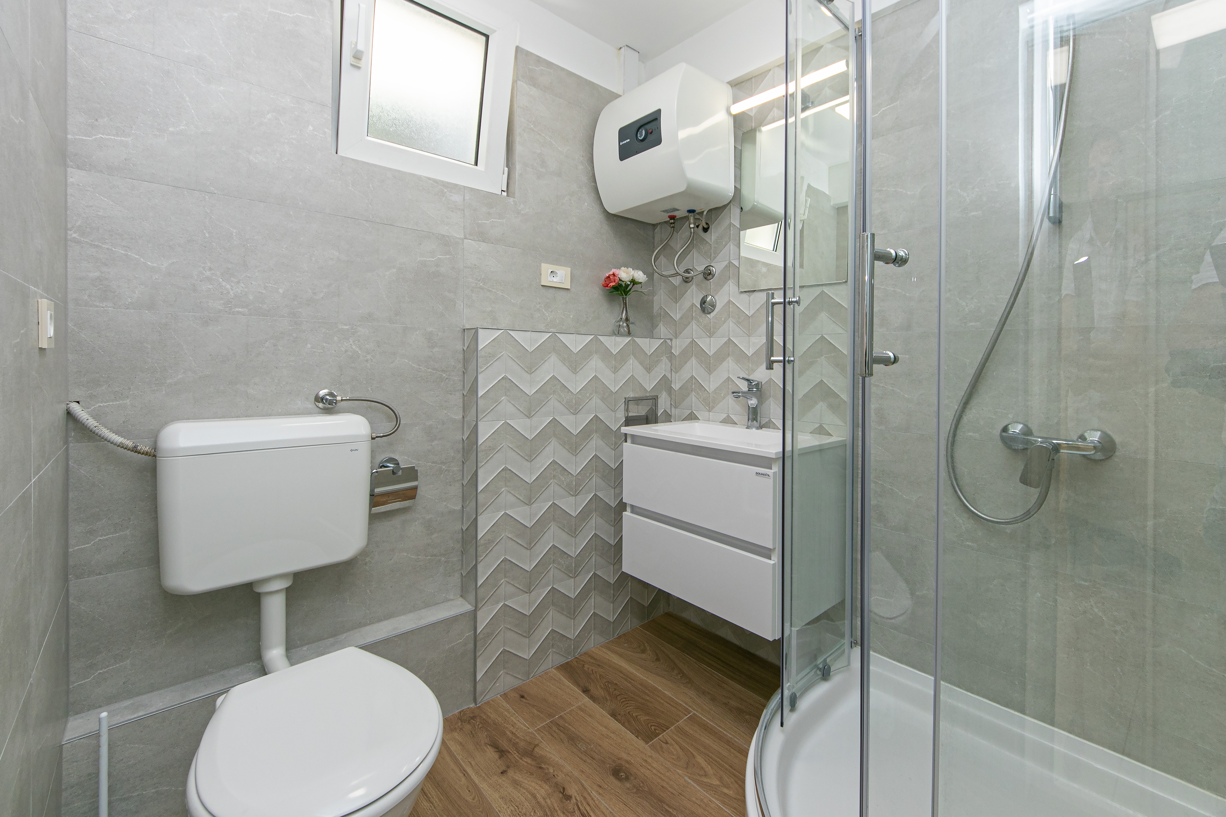 Two bedroom apartment near beach Drašnice, Makarska  A-e