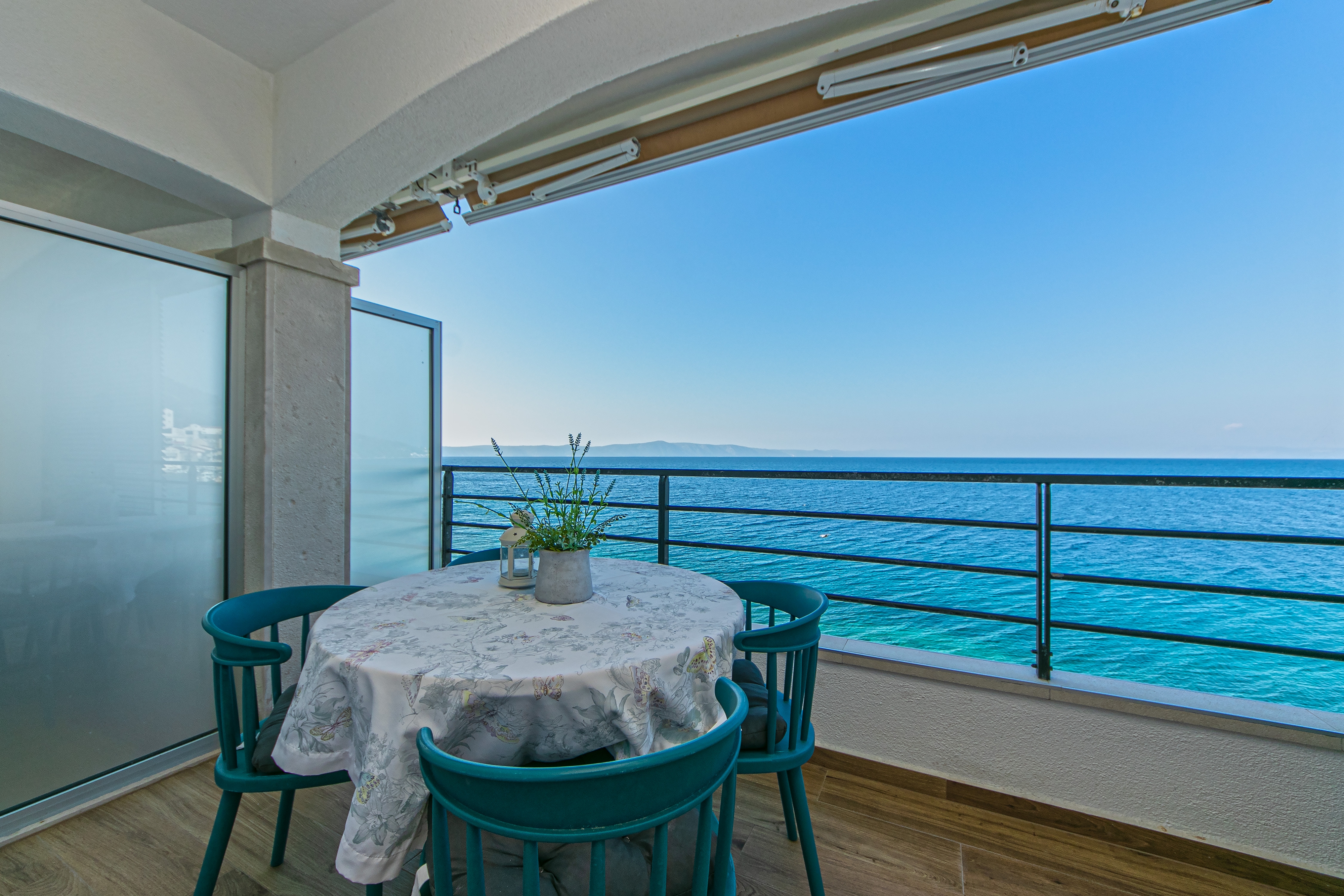 Two bedroom apartment near beach Drašnice (Makarska) (A-6652-e) Two bedroom apartment near beach Drašnice (Makarska) (A-6652-e)