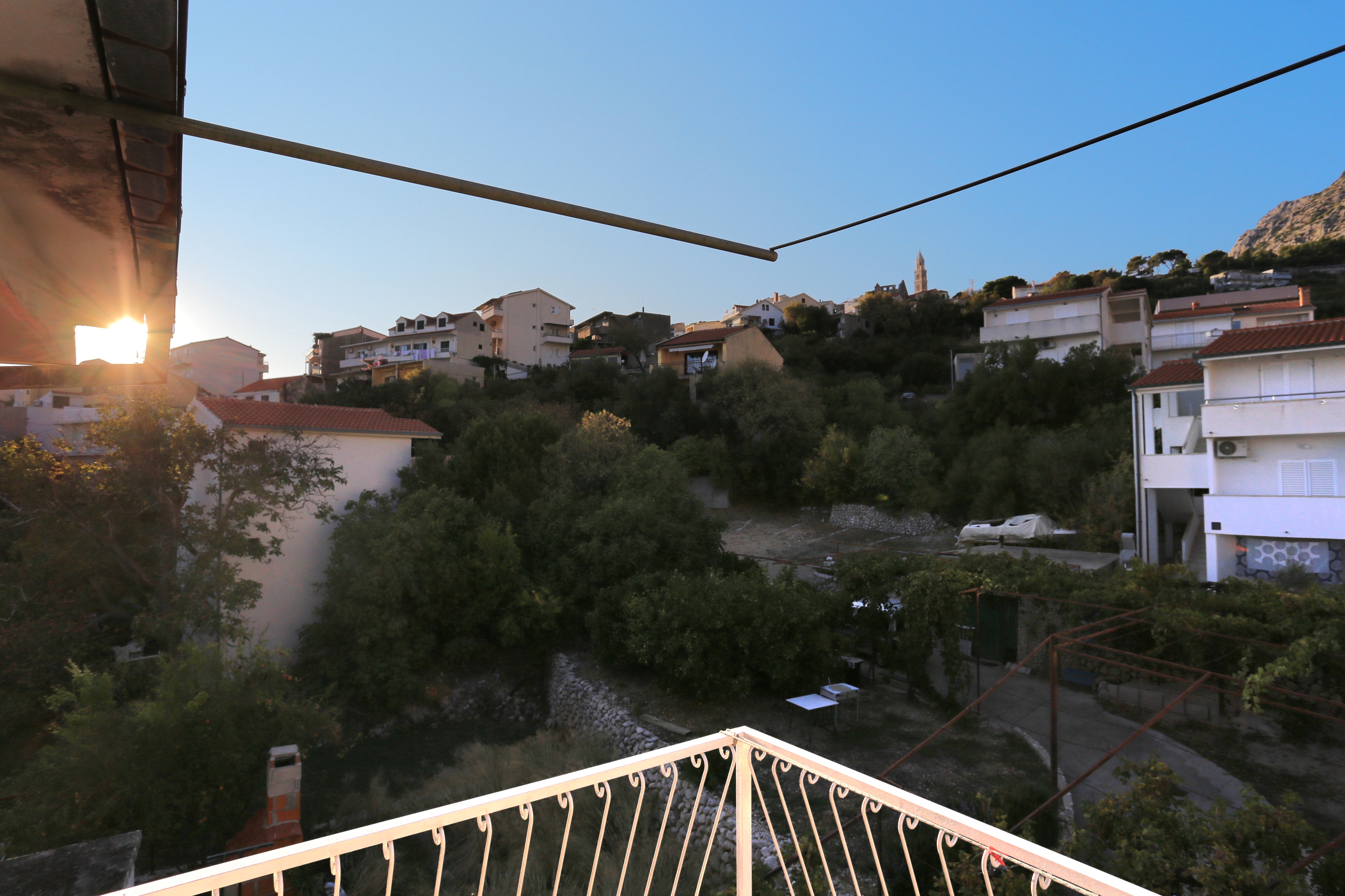 Three bedroom apartment near beach Igrane, Makarska  A-a