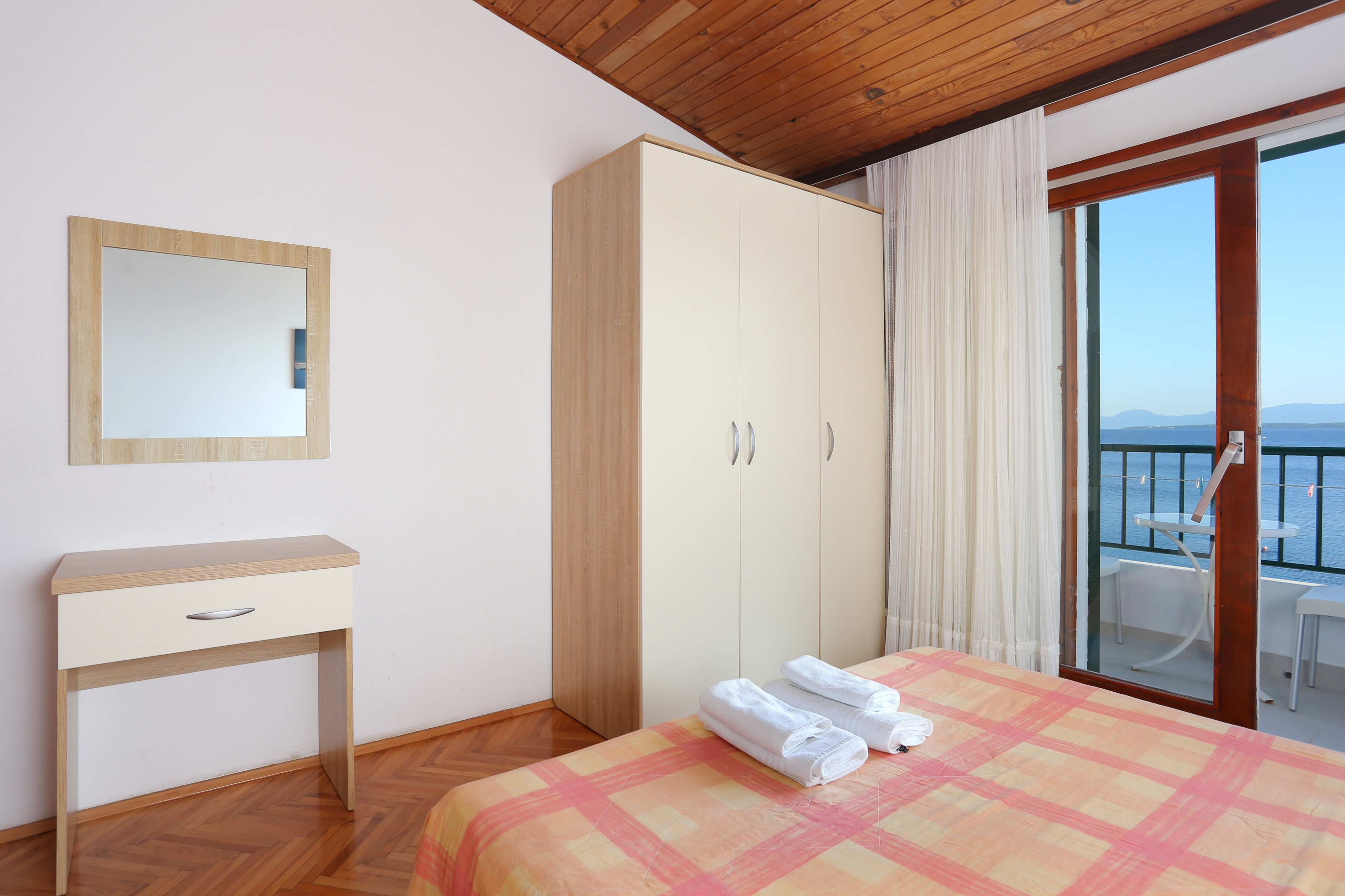 Top Makarska Igrane Top Makarska Igrane